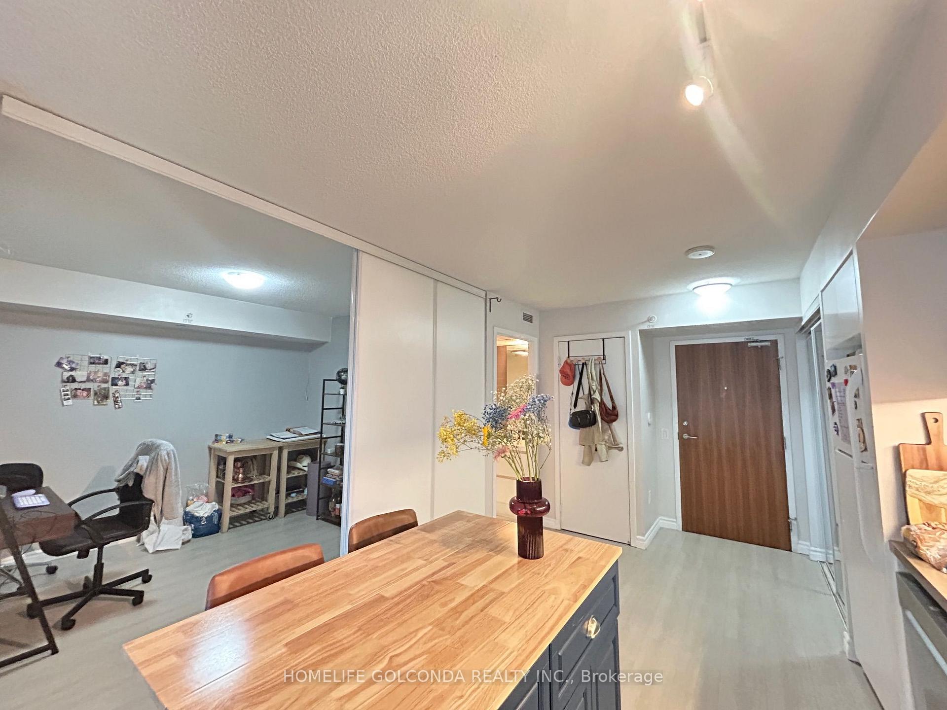 Photo 9 of Unit 723, 85 Queens Wharf Road, Toronto, Waterfront Communities — HOMEH