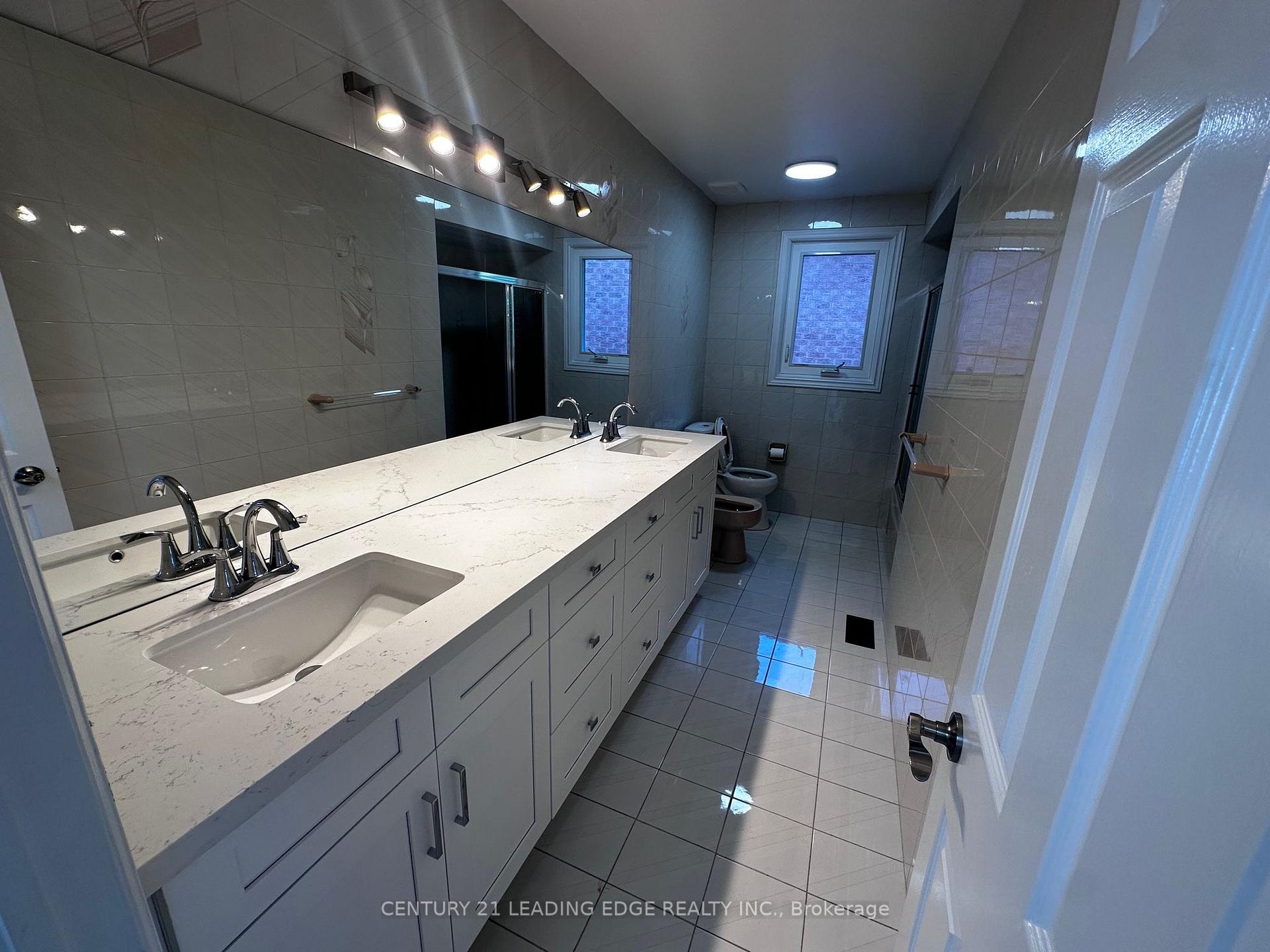 Photo 22 of 310 Holmes Avenue, North York, Willowdale East — HOMEH