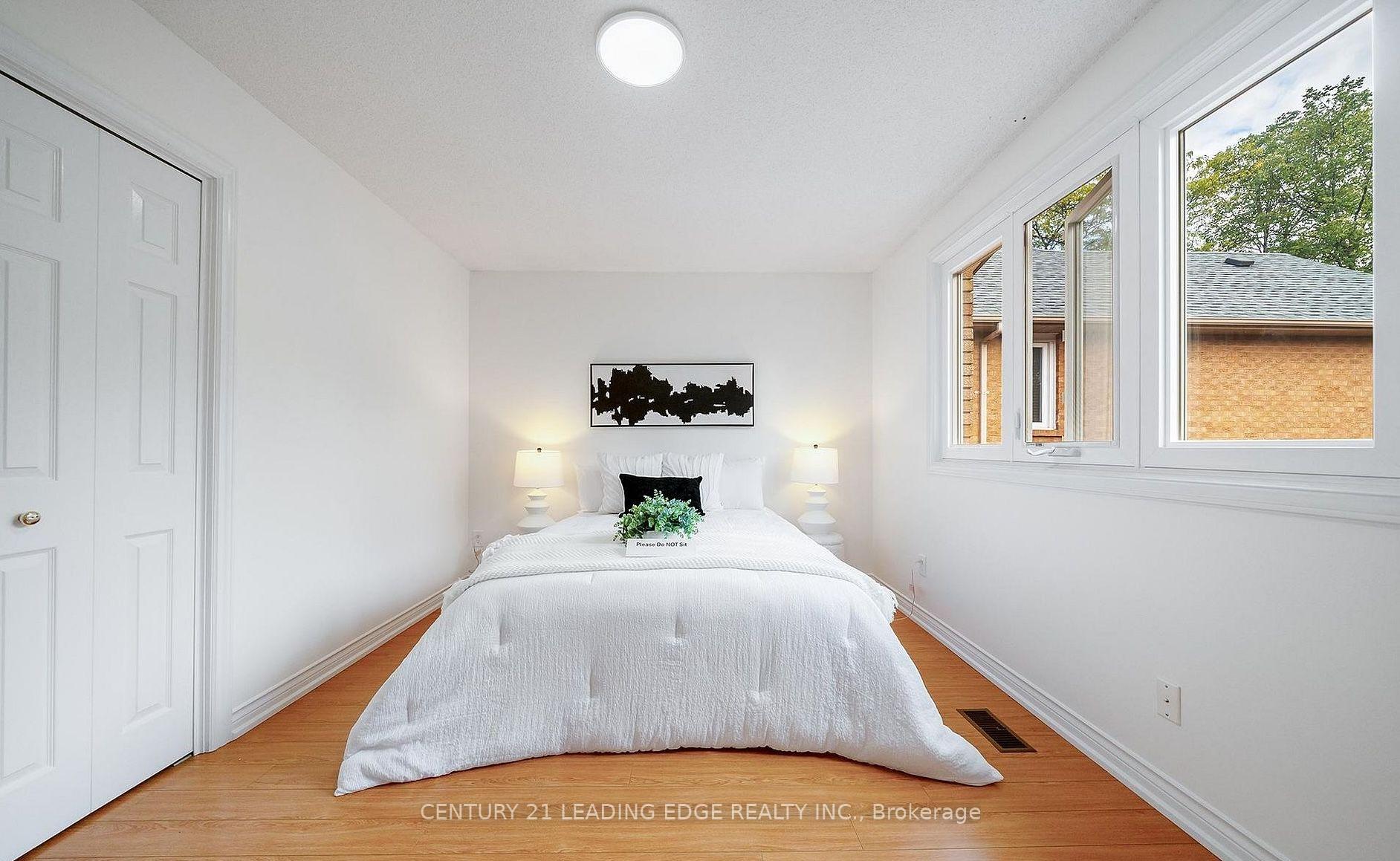 Photo 26 of 310 Holmes Avenue, North York, Willowdale East — HOMEH