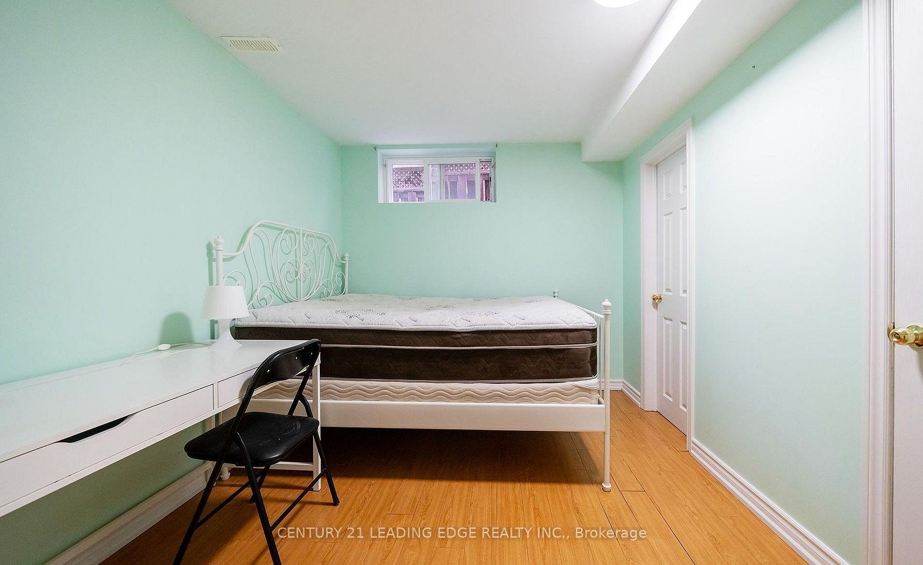 Photo 30 of 310 Holmes Avenue, North York, Willowdale East — HOMEH