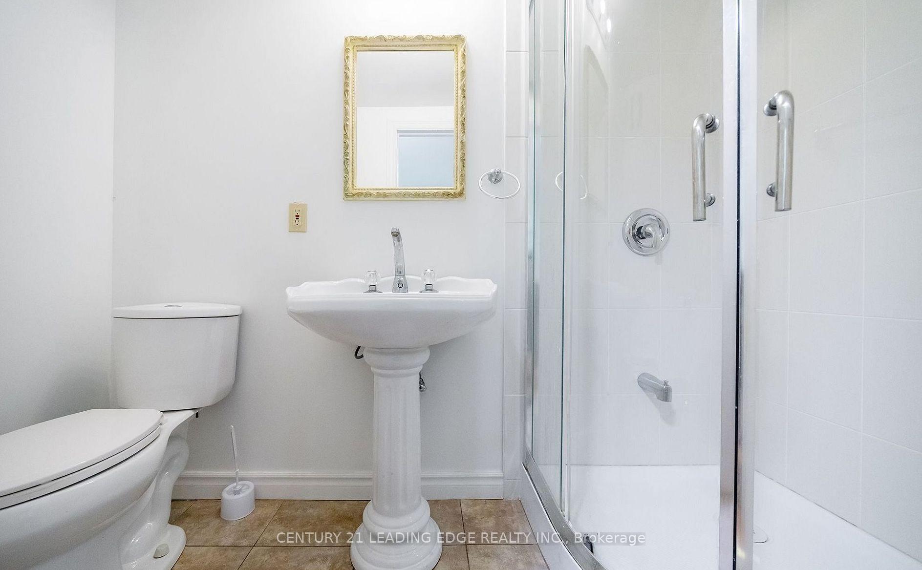 Photo 31 of 310 Holmes Avenue, North York, Willowdale East — HOMEH