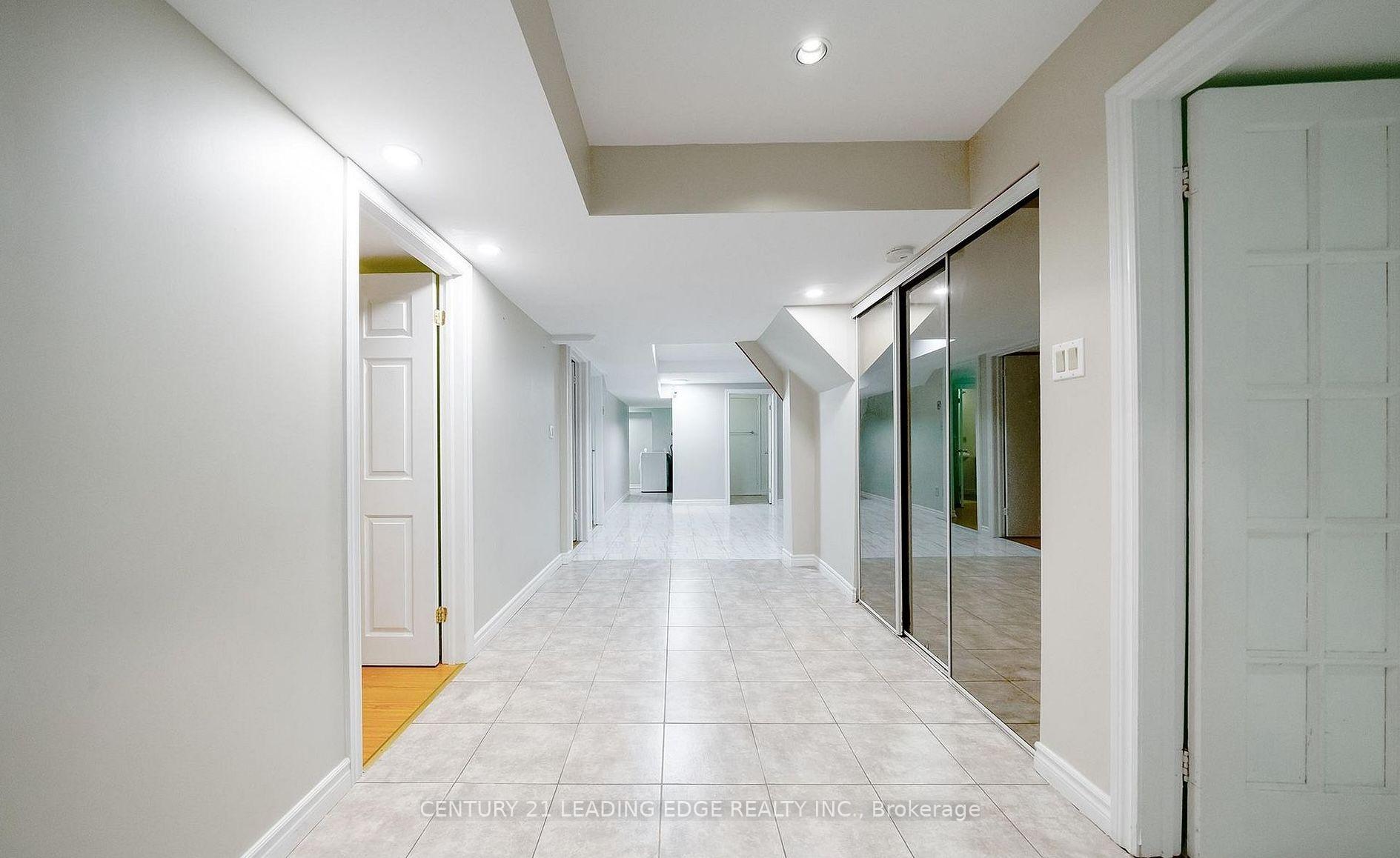 Photo 34 of 310 Holmes Avenue, North York, Willowdale East — HOMEH