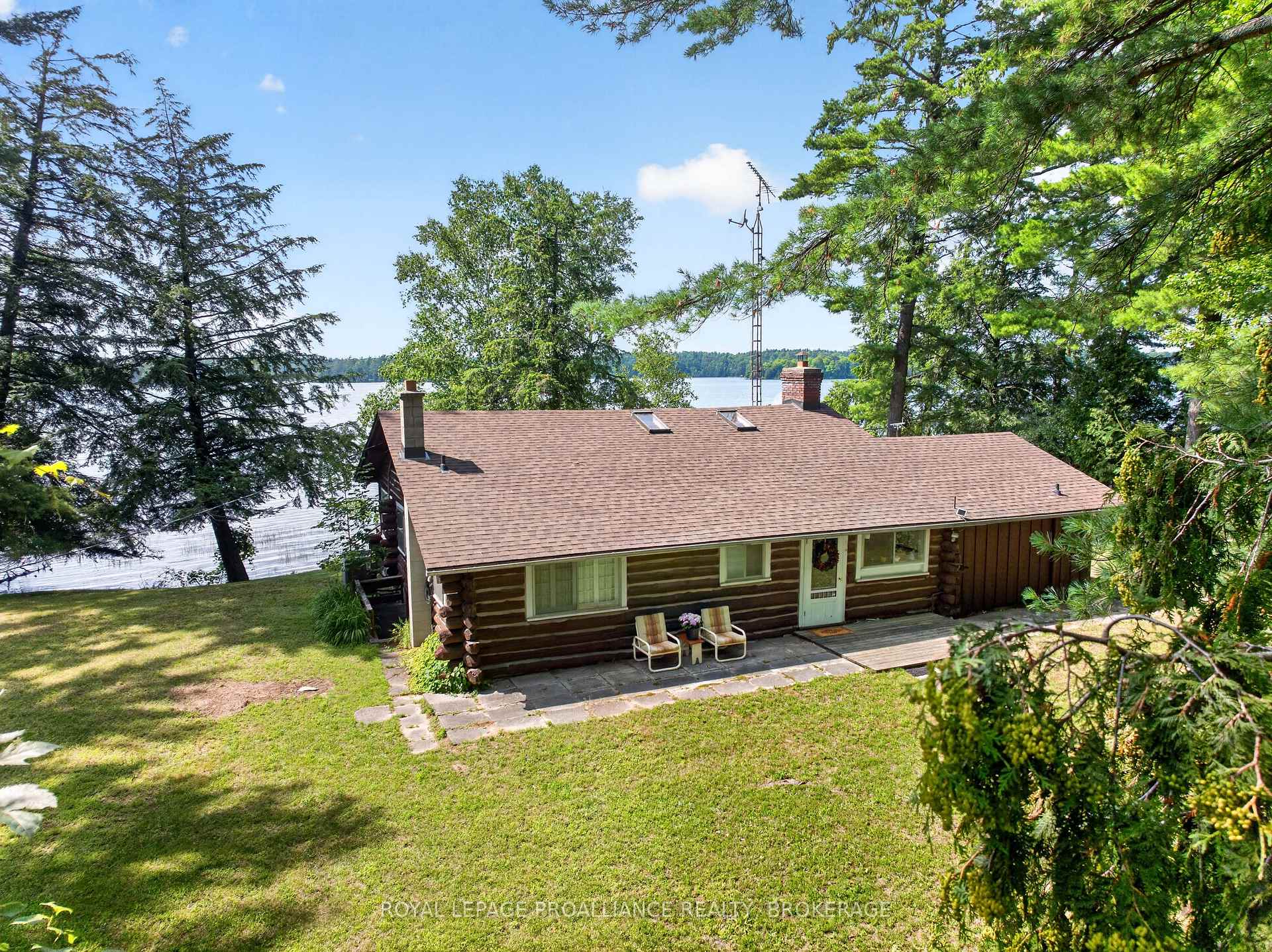 Photo 2 of 37 Barrel Point Road, Rideau Lakes, Rideau Lakes (South Crosby) Twp — HOMEH