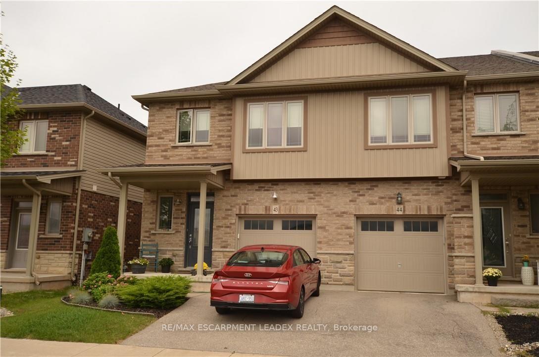 Photo 1 of Unit 43, 380 Lake Street, Grimsby, Grimsby Beach — HOMEH