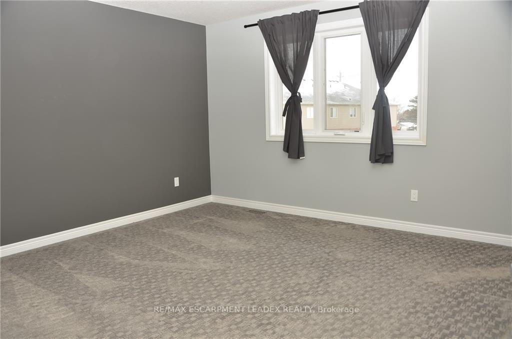 Photo 14 of Unit 43, 380 Lake Street, Grimsby, Grimsby Beach — HOMEH