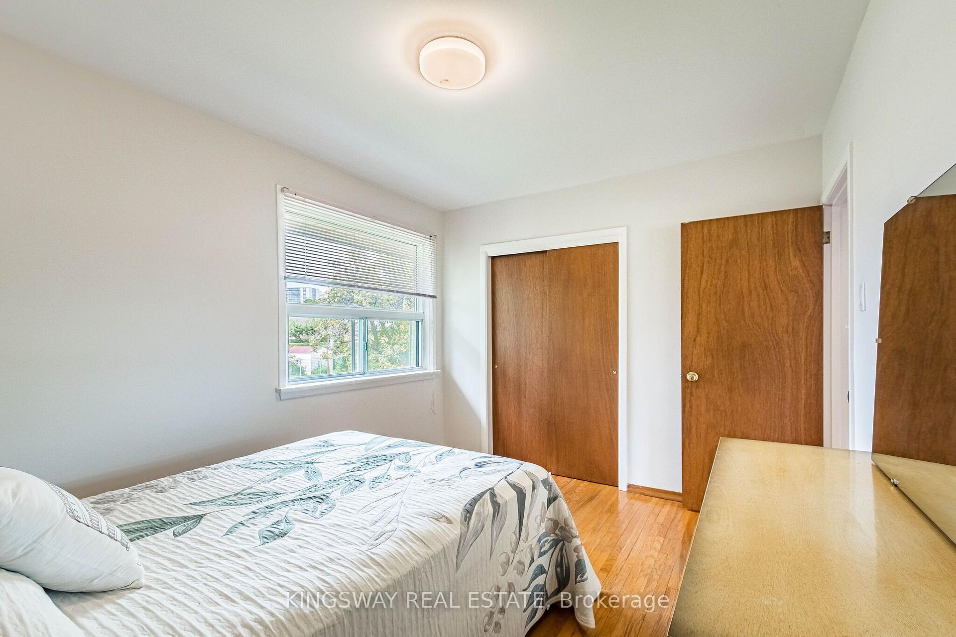 Photo 16 of 163 Floradale Drive, Mississauga, Cooksville — HOMEH