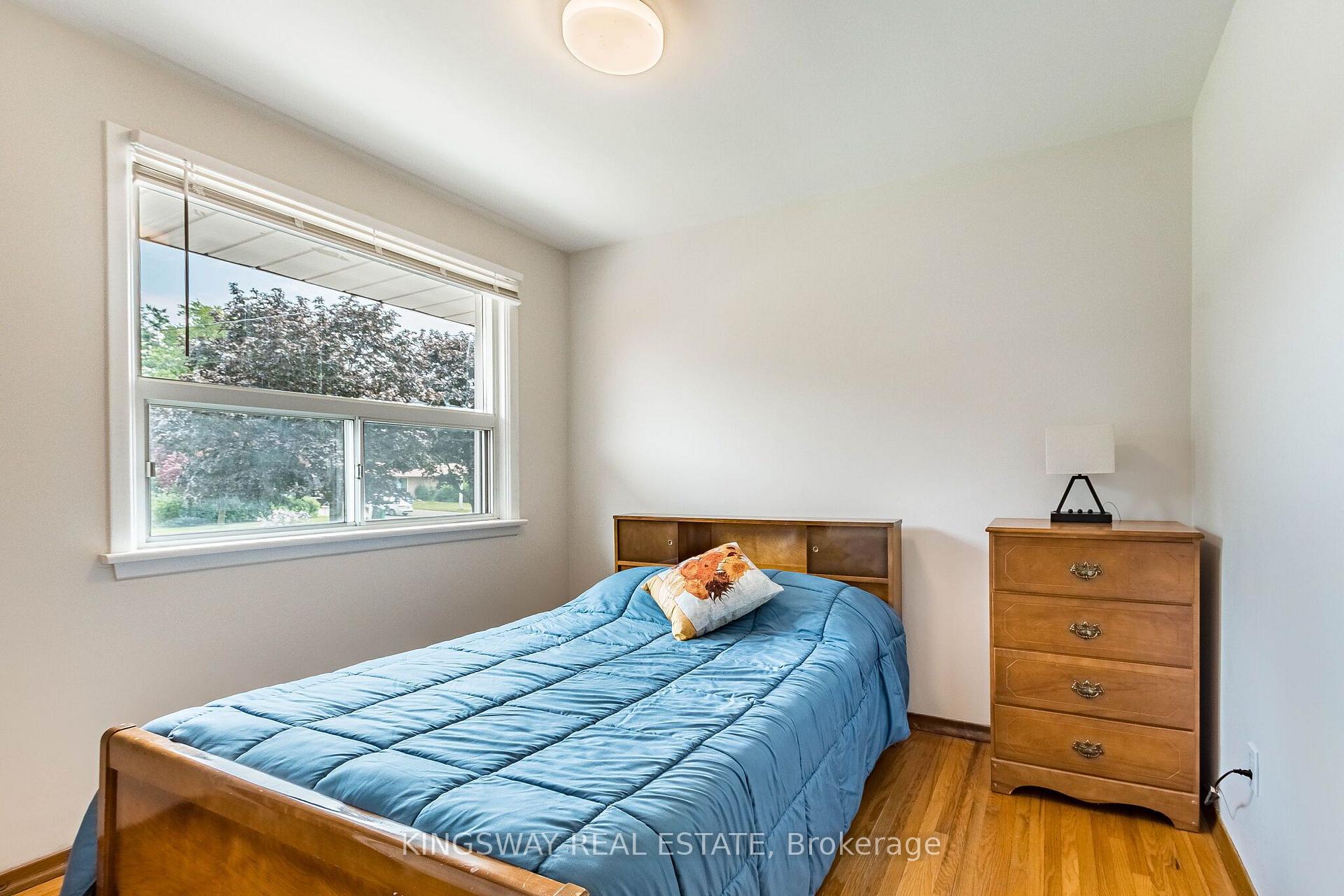 Photo 19 of 163 Floradale Drive, Mississauga, Cooksville — HOMEH