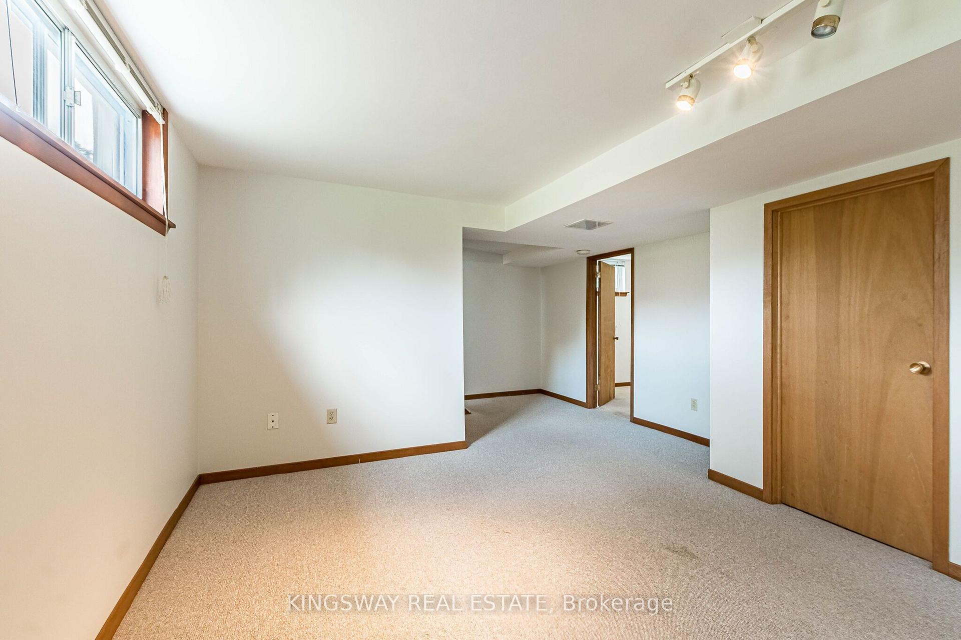 Photo 22 of 163 Floradale Drive, Mississauga, Cooksville — HOMEH