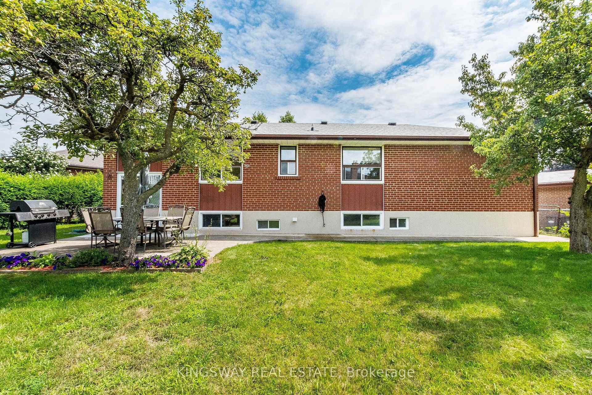 Photo 40 of 163 Floradale Drive, Mississauga, Cooksville — HOMEH