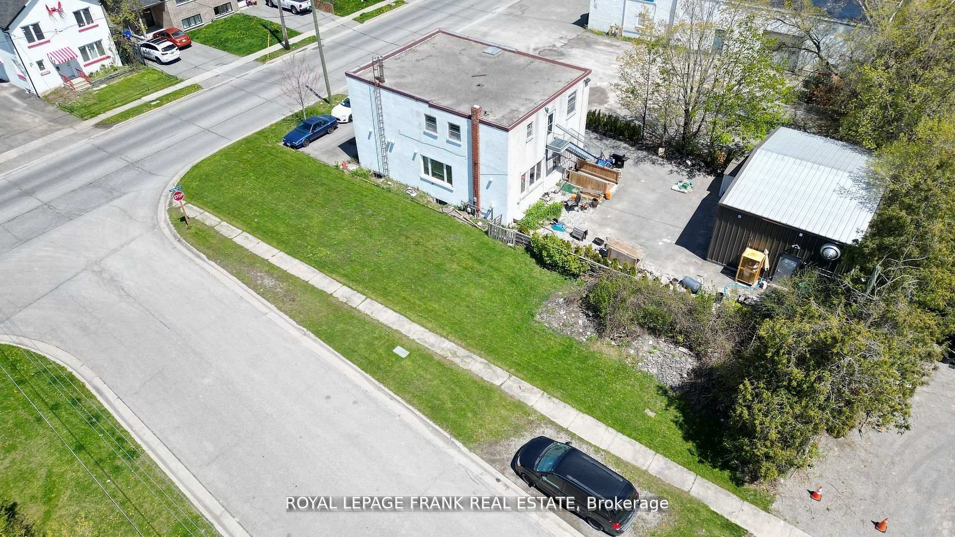 Photo 5 of Toronto Avenue, Oshawa, Central — HOMEH