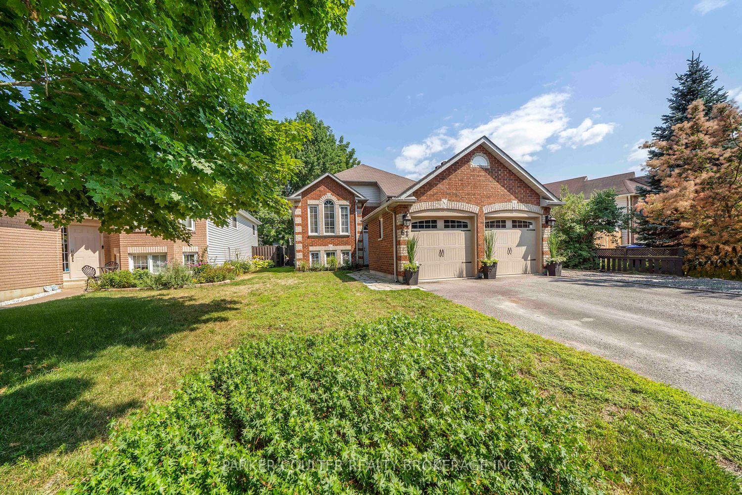 Photo 2 of 61 Dyer Drive, Wasaga Beach — HOMEH