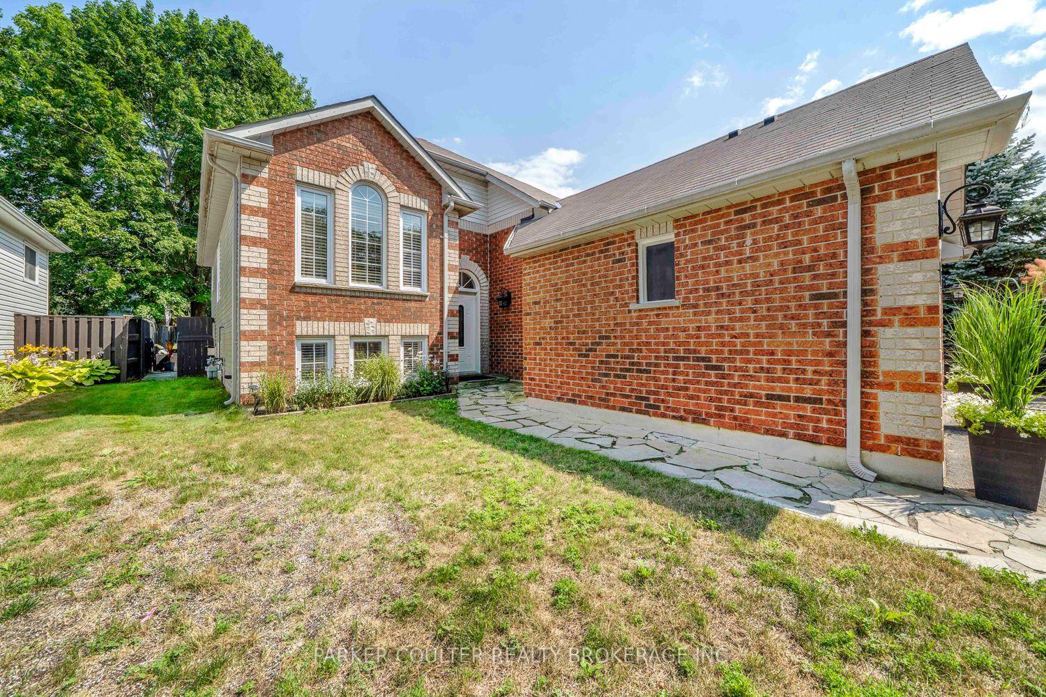 Photo 4 of 61 Dyer Drive, Wasaga Beach — HOMEH