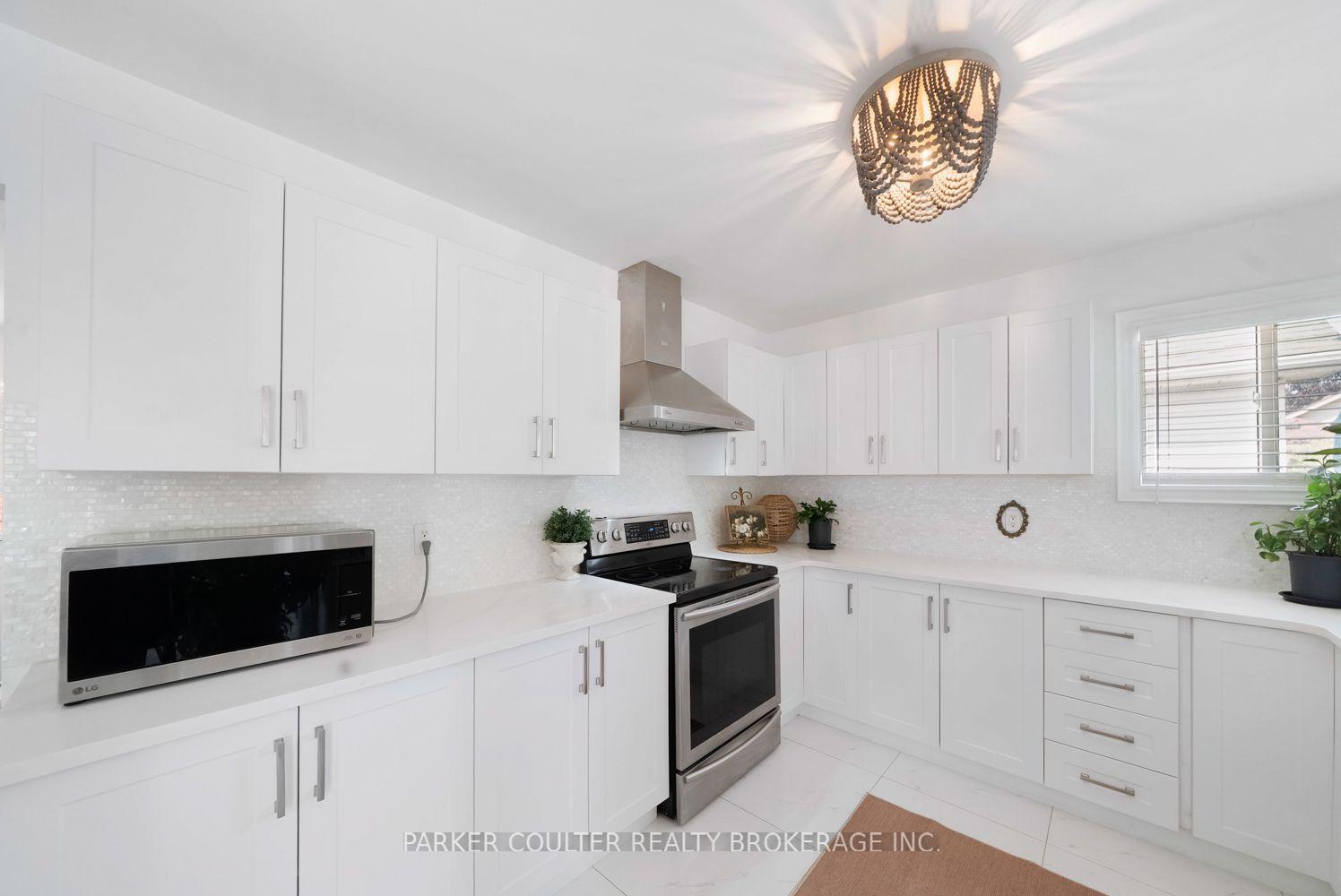 Photo 15 of 61 Dyer Drive, Wasaga Beach — HOMEH