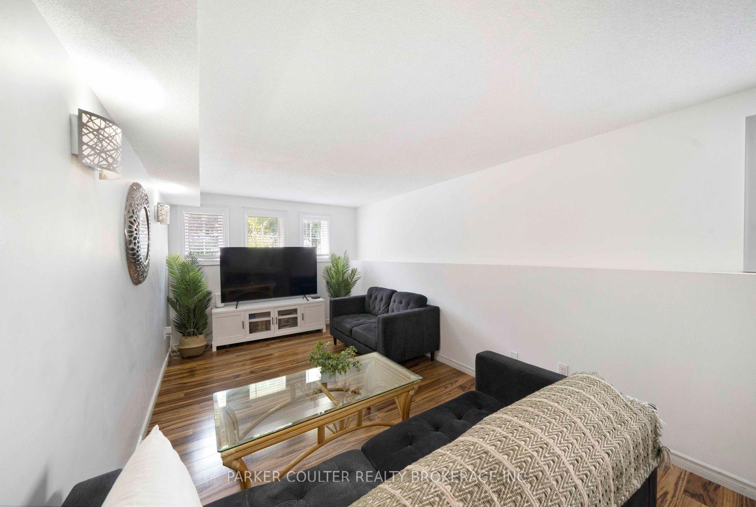 Photo 34 of 61 Dyer Drive, Wasaga Beach — HOMEH