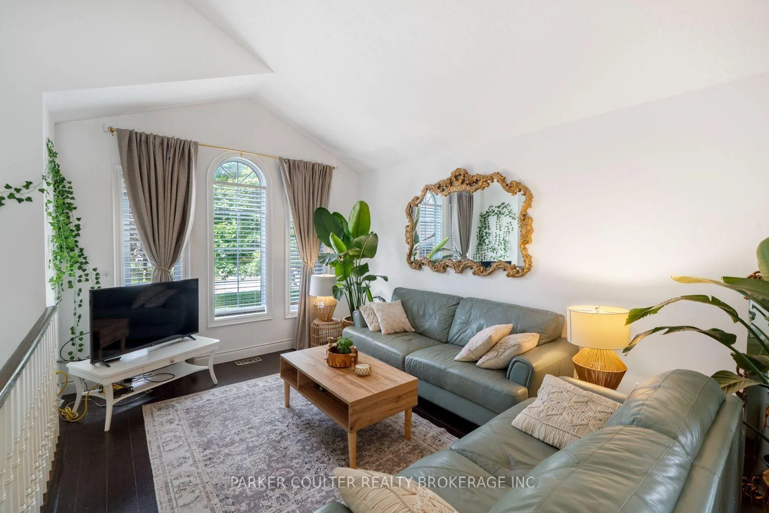 Photo 8 of 61 Dyer Drive, Wasaga Beach — HOMEH