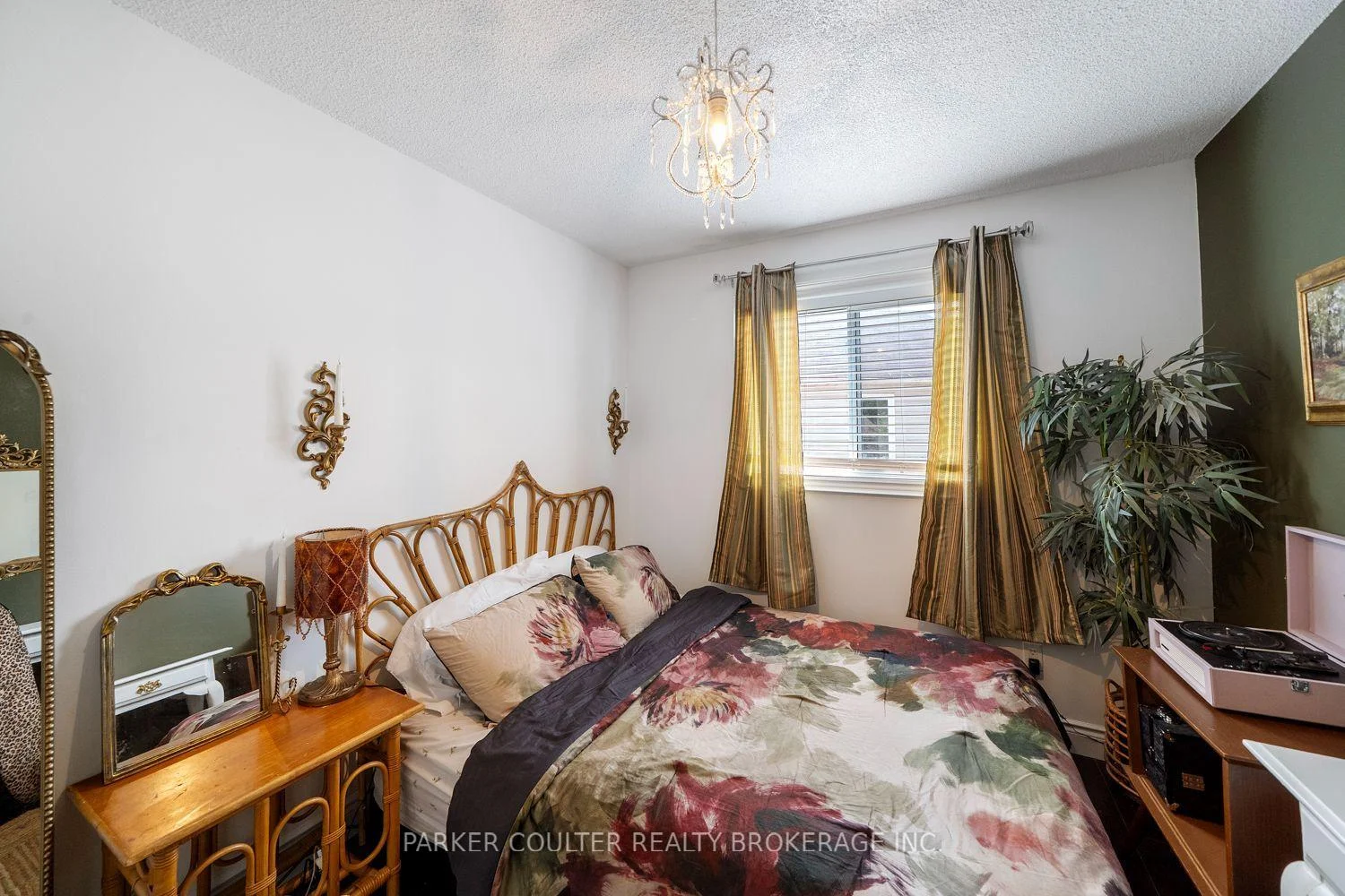 Photo 30 of 61 Dyer Drive, Wasaga Beach — HOMEH