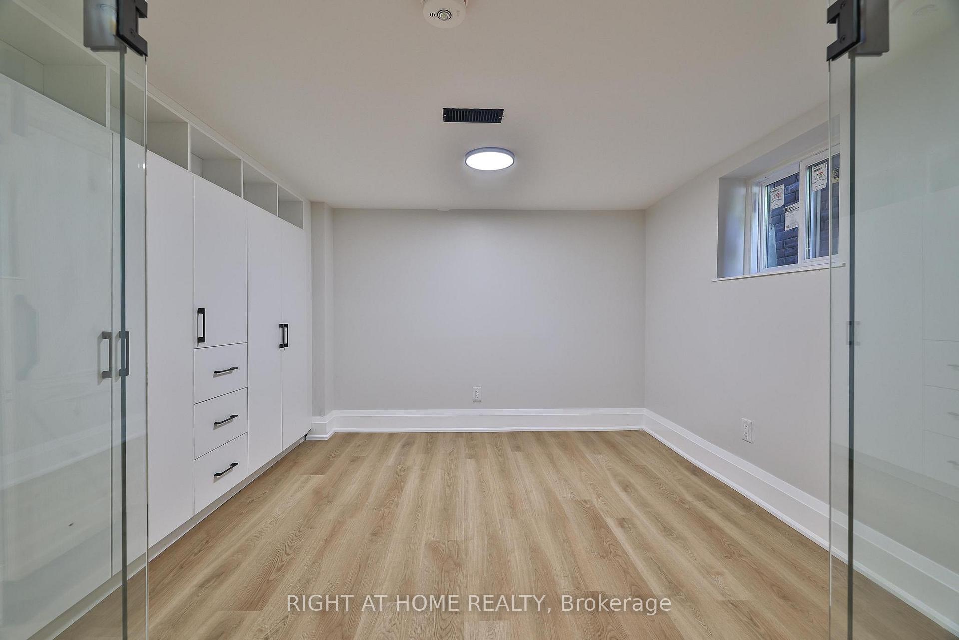 Photo 6 of Unit Lower, 248 Garden Avenue, Toronto, High Park-Swansea — HOMEH