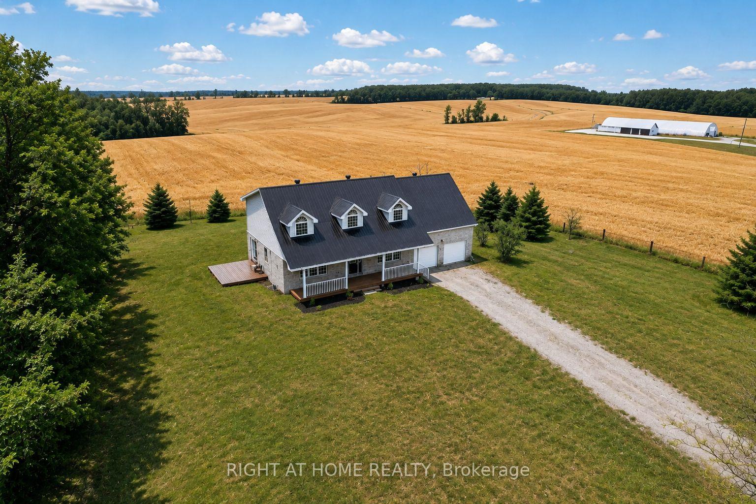 Photo of 6435 12/13 Stayner Side Road