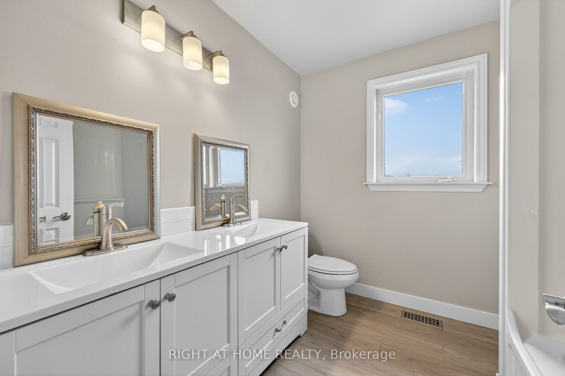 Photo 23 of 6435 12/13 Stayner Side Road, Clearview, Rural Clearview — HOMEH