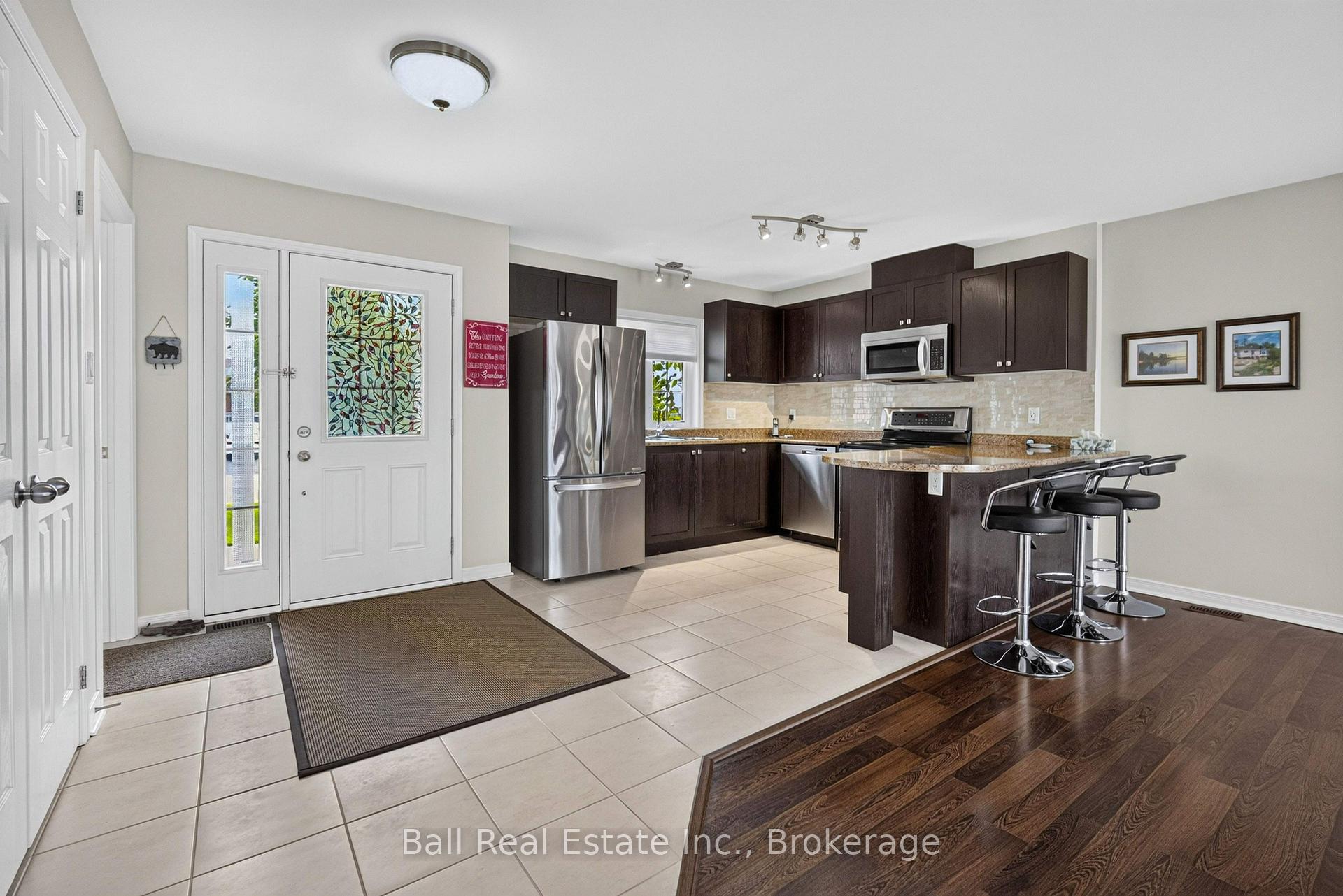 Photo 3 of 6 Maple Avenue E, Asphodel-Norwood, Norwood — HOMEH