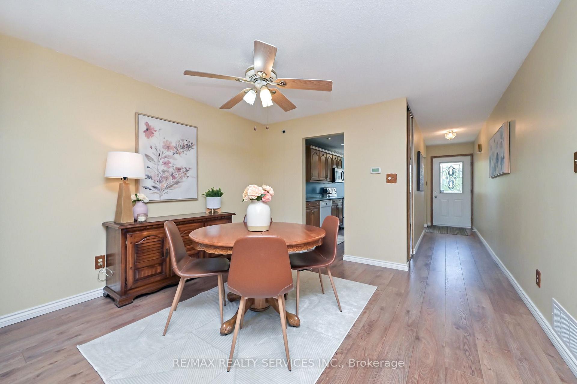 Photo 11 of 2 Lindridge Avenue, Brampton, Westgate — HOMEH