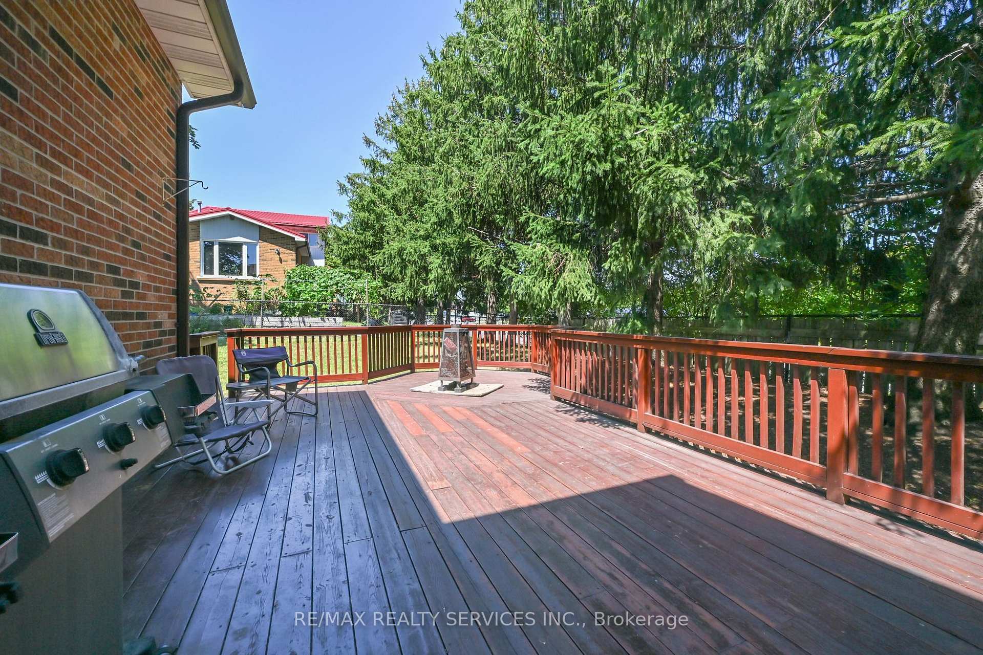 Photo 22 of 2 Lindridge Avenue, Brampton, Westgate — HOMEH