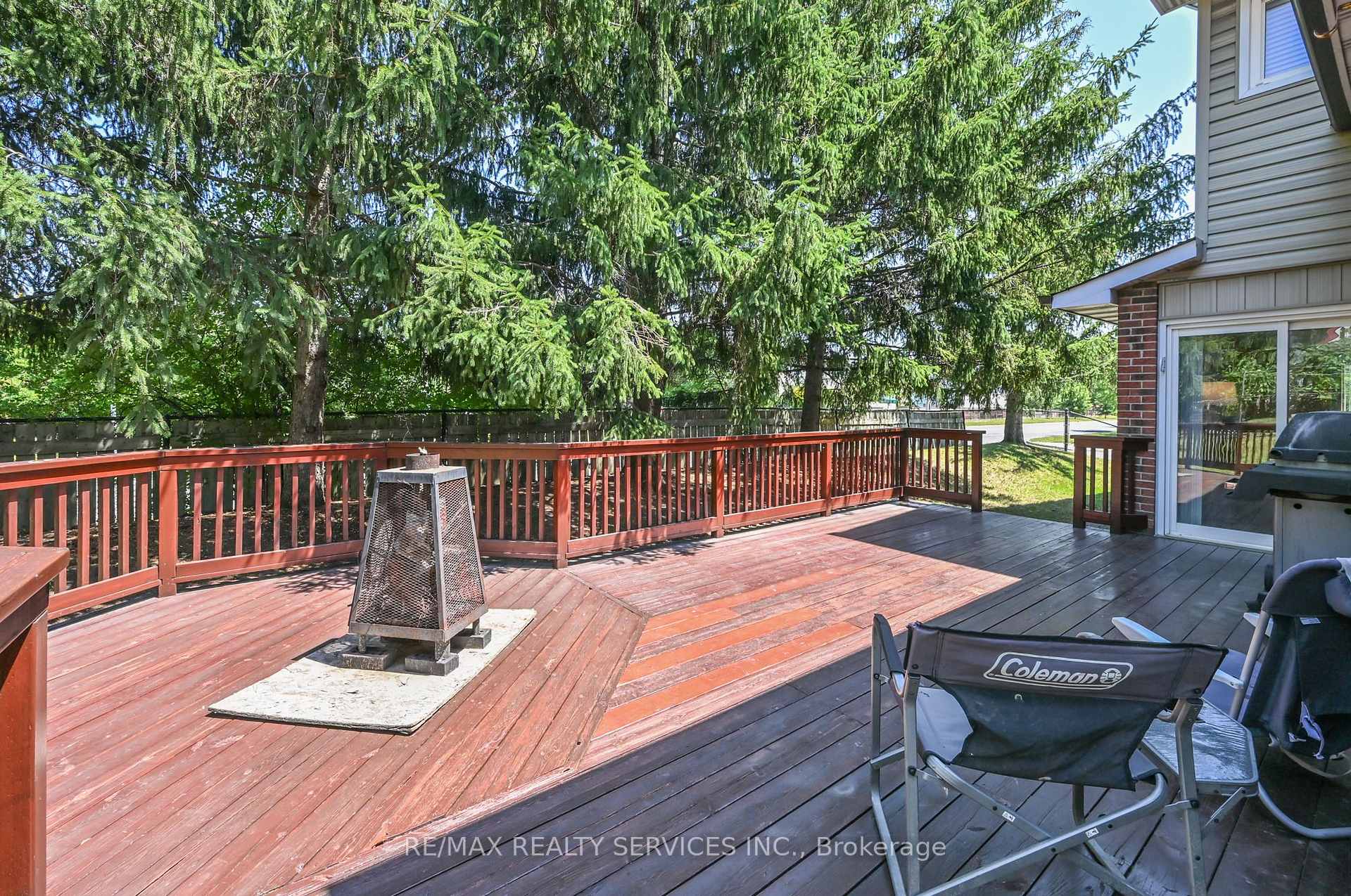 Photo 24 of 2 Lindridge Avenue, Brampton, Westgate — HOMEH