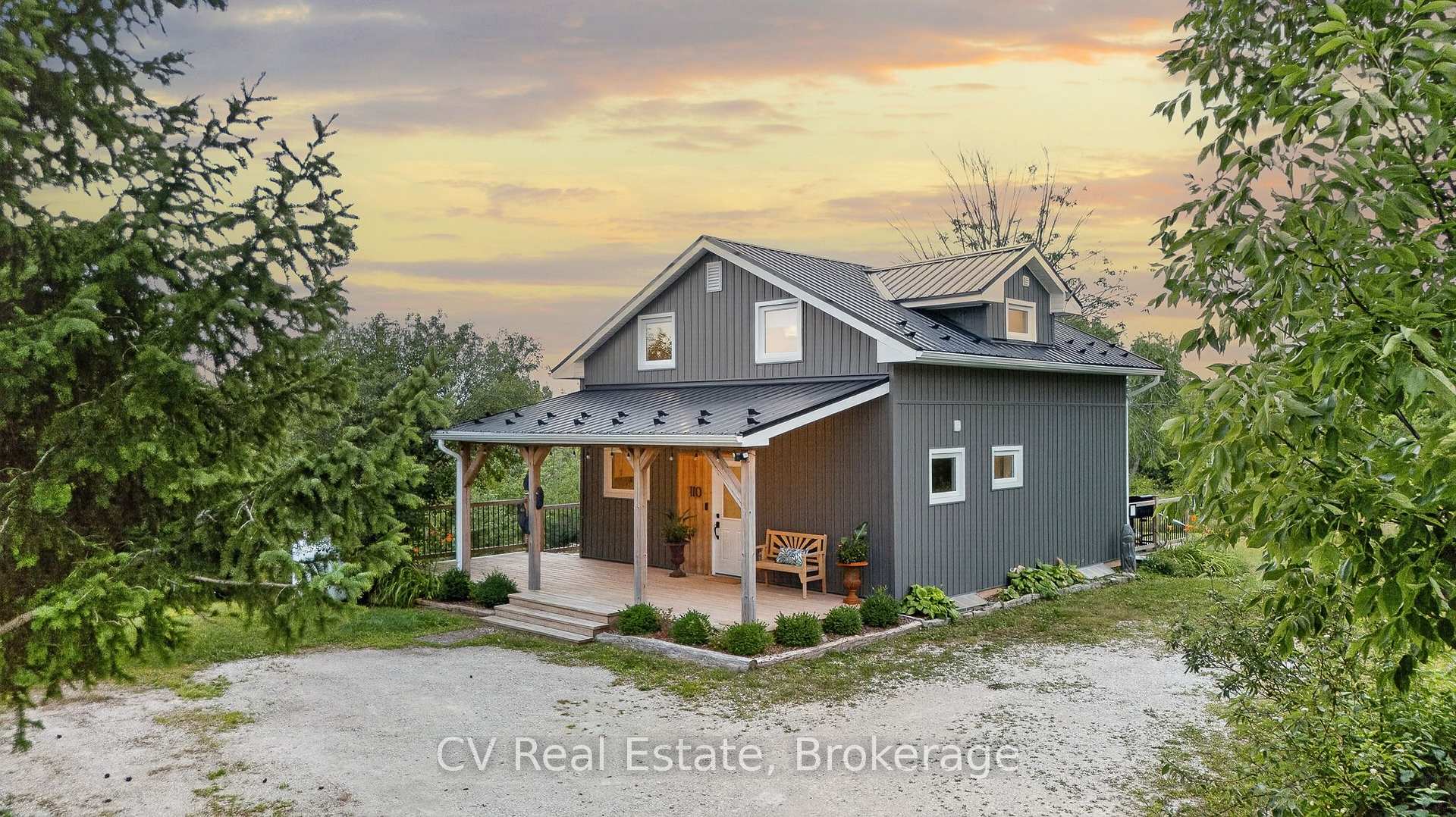 Photo 2 of 110 John Street, Meaford — HOMEH