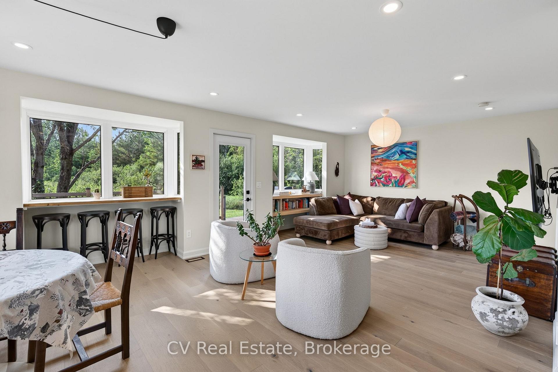 Photo 6 of 110 John Street, Meaford — HOMEH