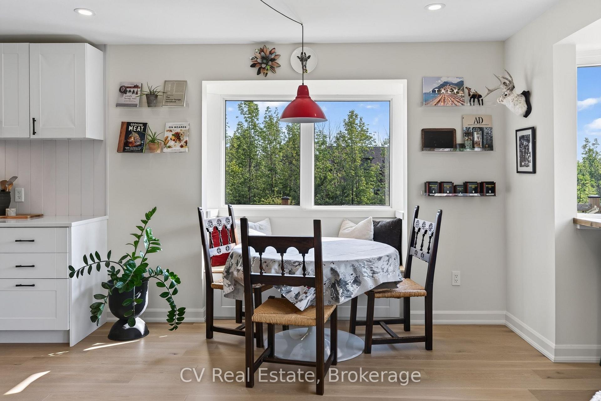 Photo 8 of 110 John Street, Meaford — HOMEH
