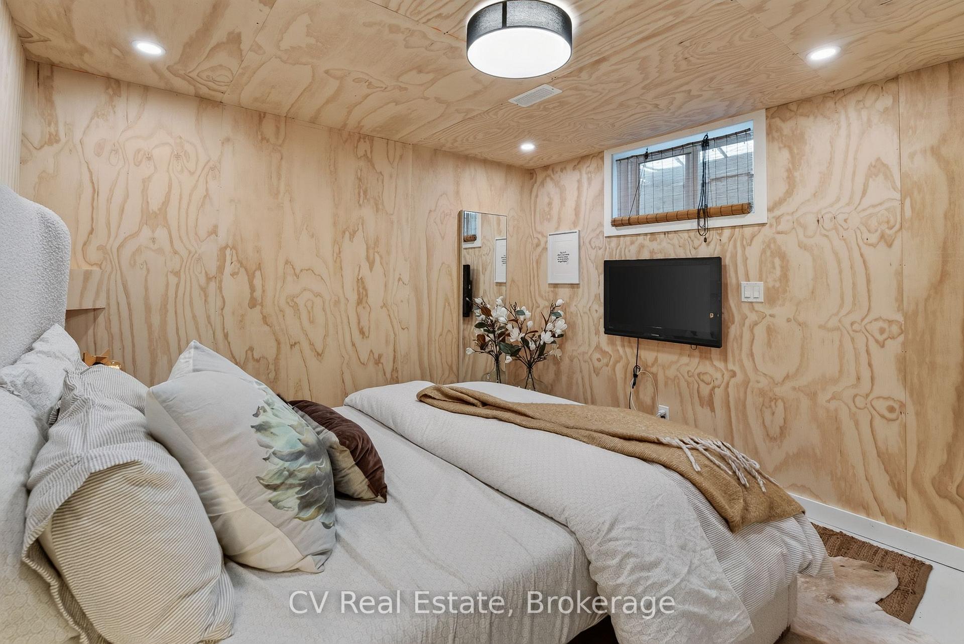 Photo 27 of 110 John Street, Meaford — HOMEH