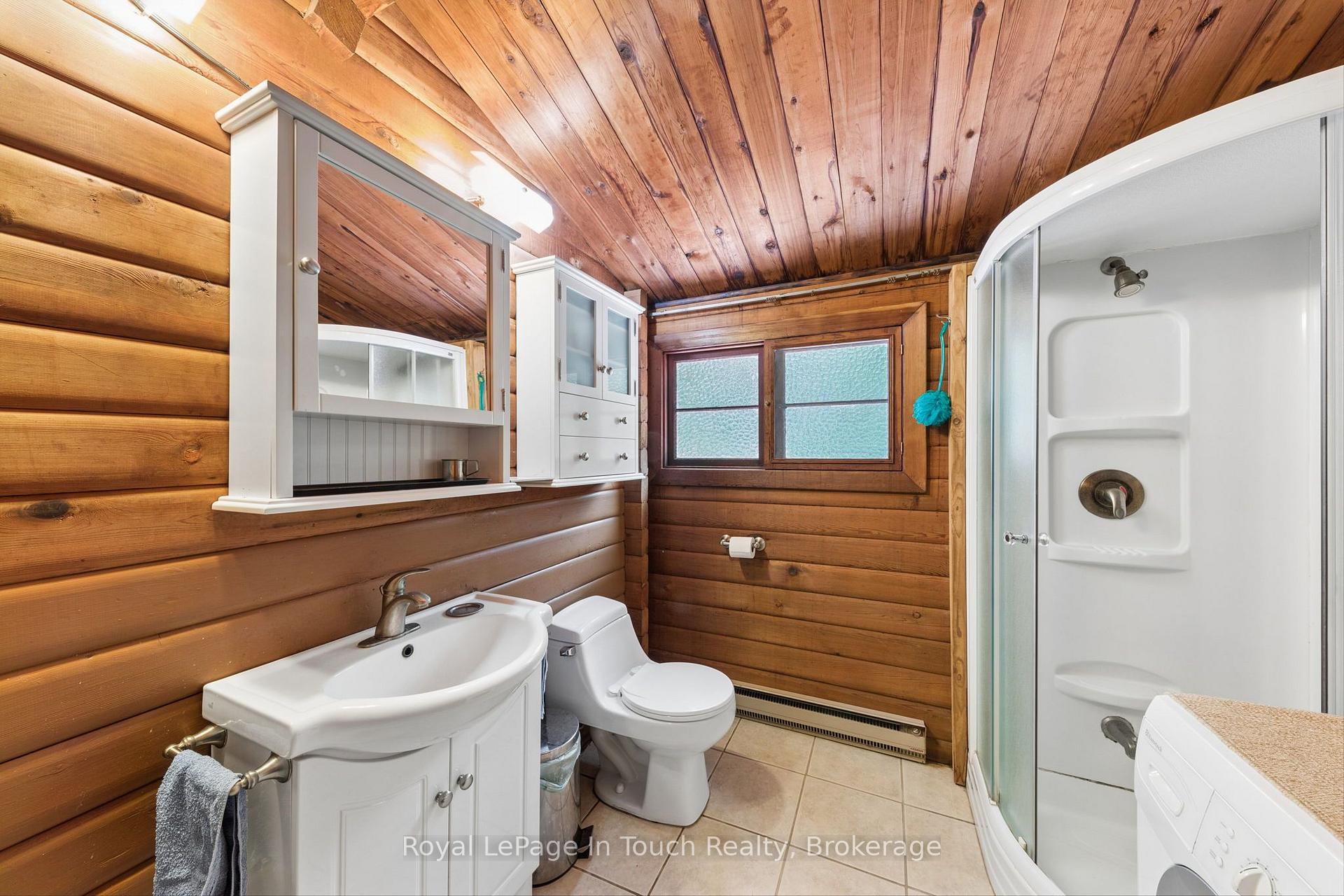 Photo 28 of 25 Chippewa Crescent, Tiny, Rural Tiny — HOMEH