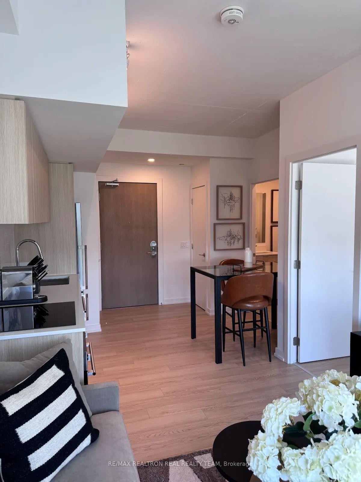 Photo 2 of Unit 407, 100 Carrick Trail, Gravenhurst, Muskoka (S) — HOMEH