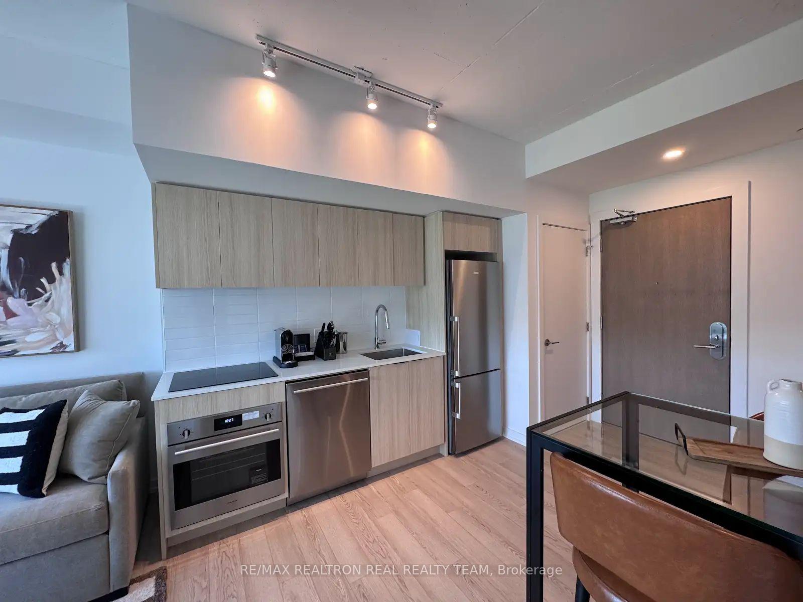 Photo 8 of Unit 407, 100 Carrick Trail, Gravenhurst, Muskoka (S) — HOMEH