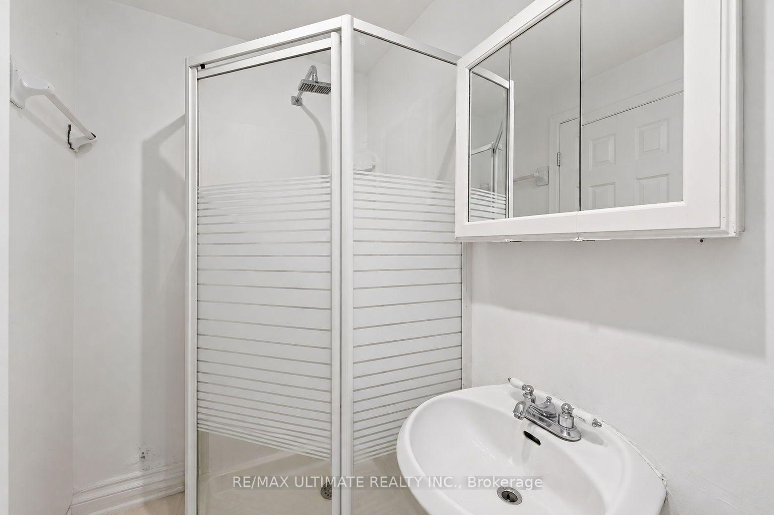 Photo 11 of Unit 3, 2360 Queen Street E, Toronto, The Beaches — HOMEH