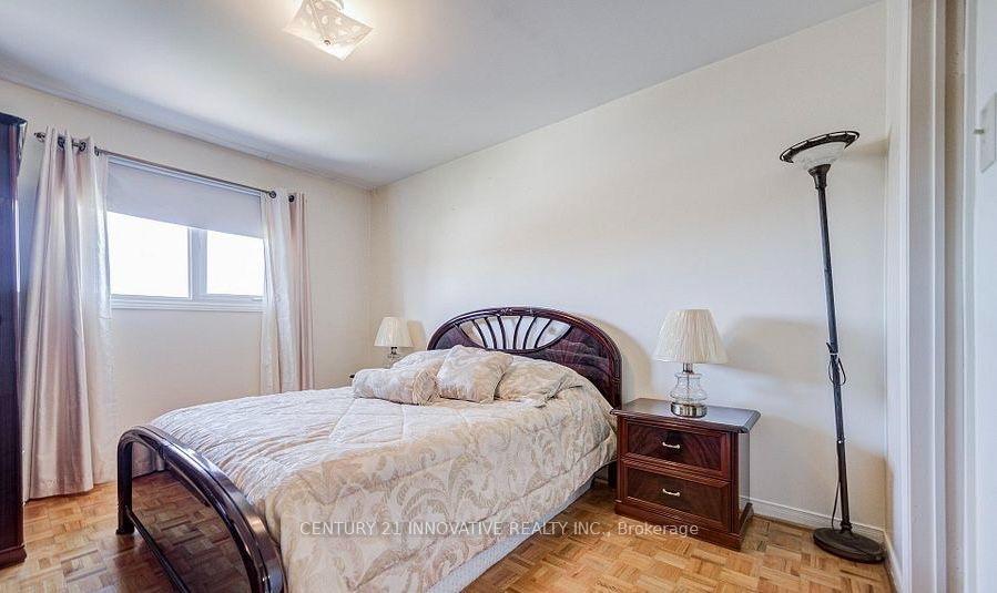Photo 27 of 9 Capstan Court, North York, Glenfield-Jane Heights — HOMEH