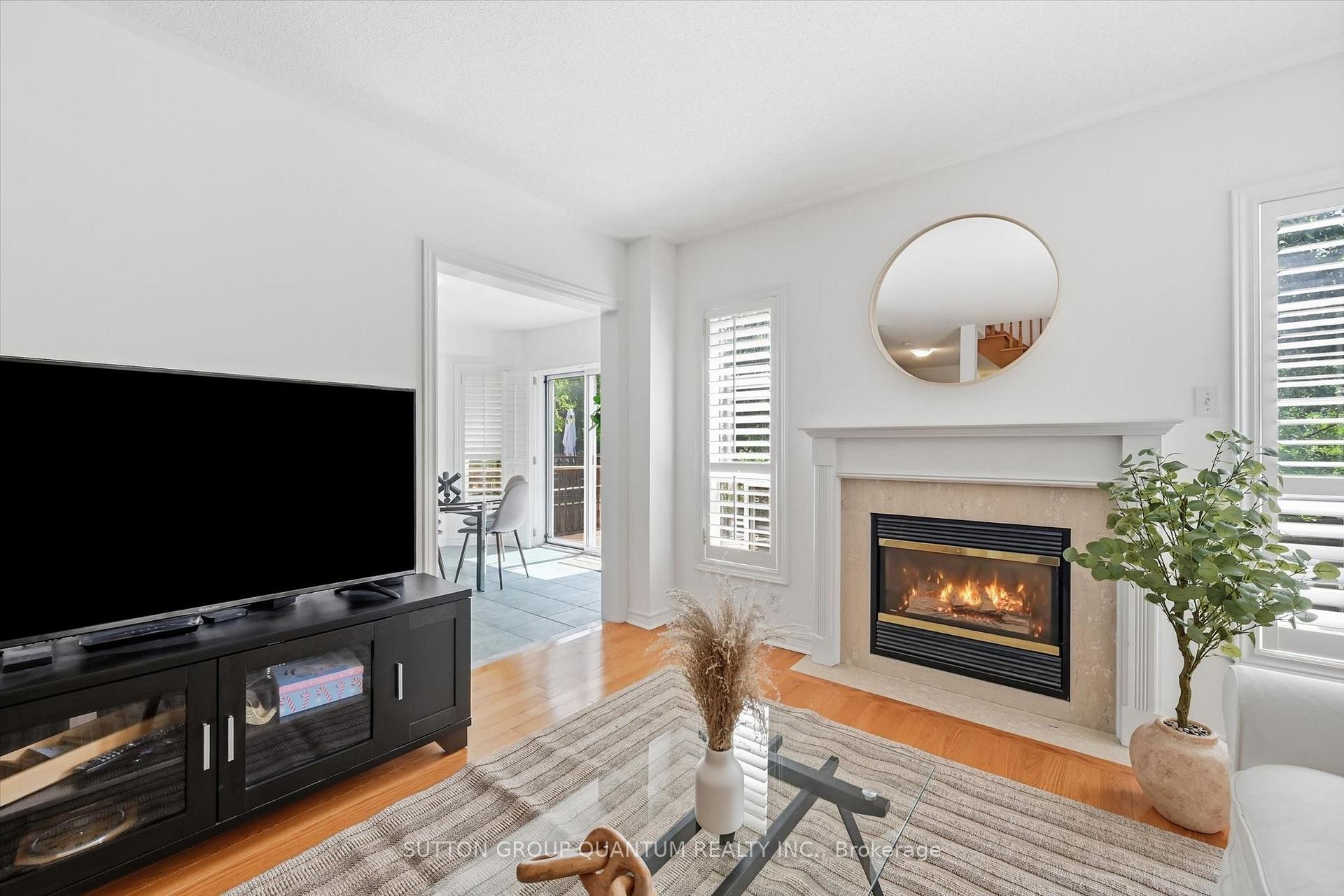 Photo 8 of 2092 Glenfield Road, Oakville, West Oak Trails — HOMEH