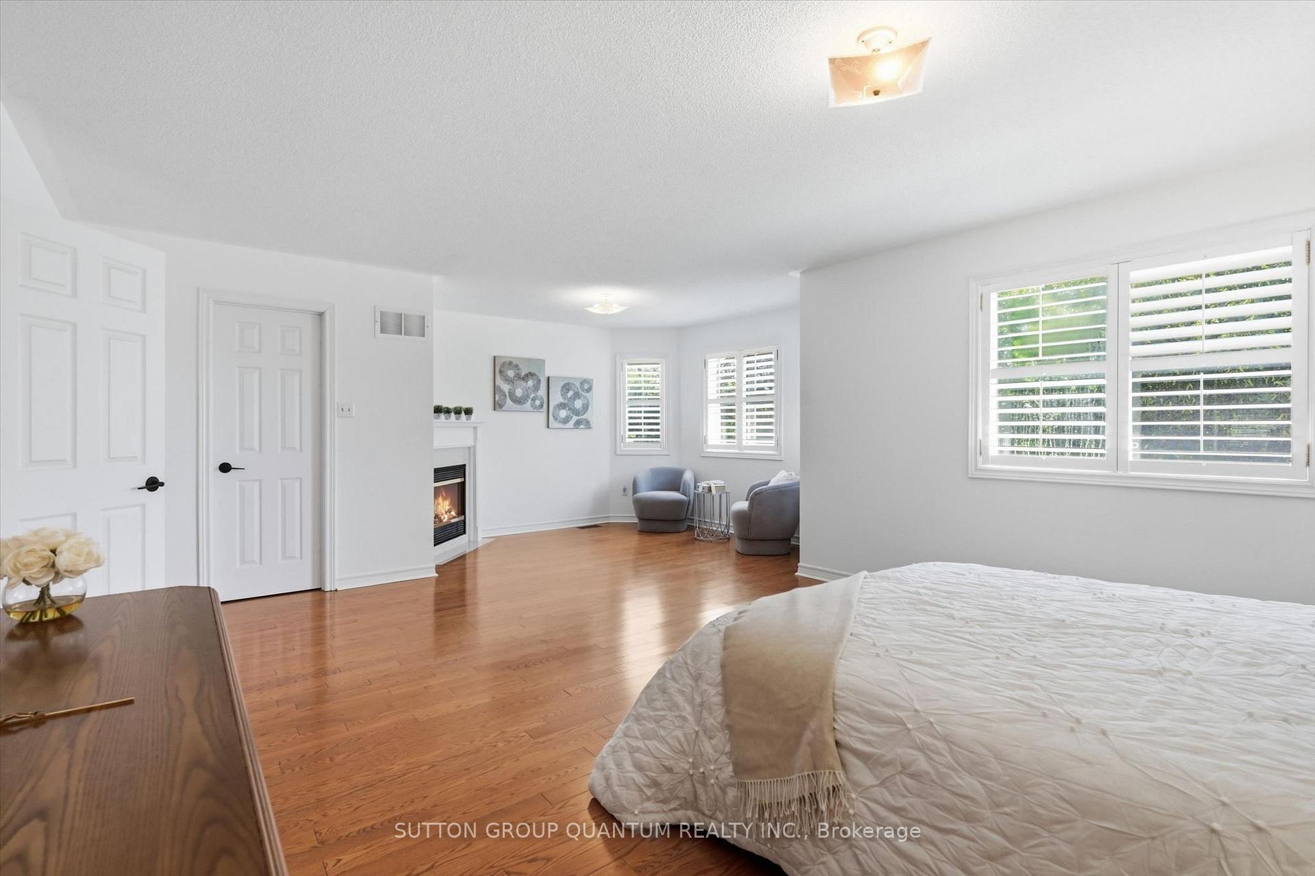 Photo 20 of 2092 Glenfield Road, Oakville, West Oak Trails — HOMEH