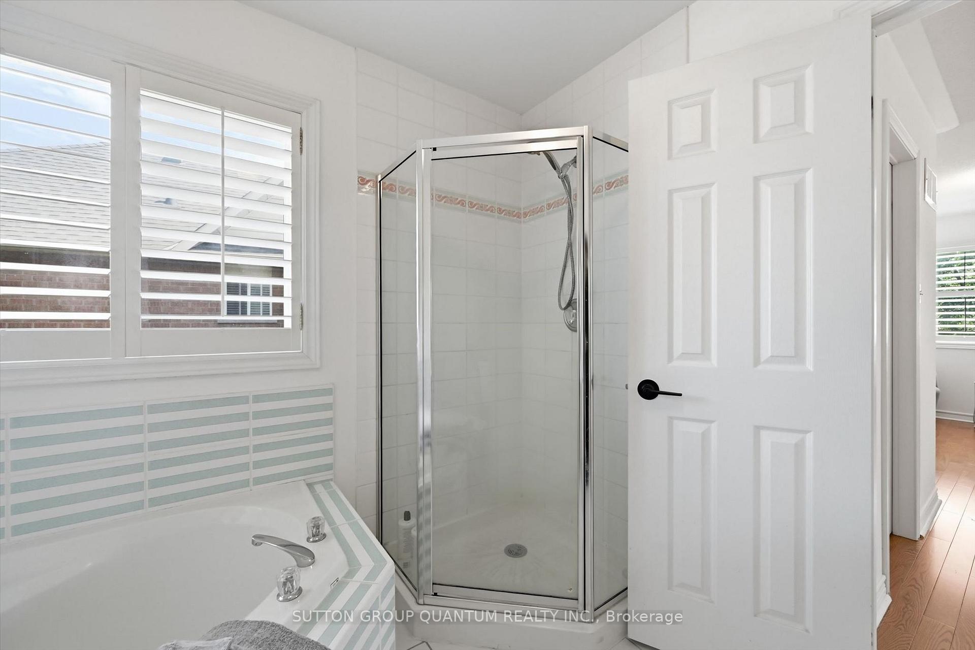 Photo 25 of 2092 Glenfield Road, Oakville, West Oak Trails — HOMEH