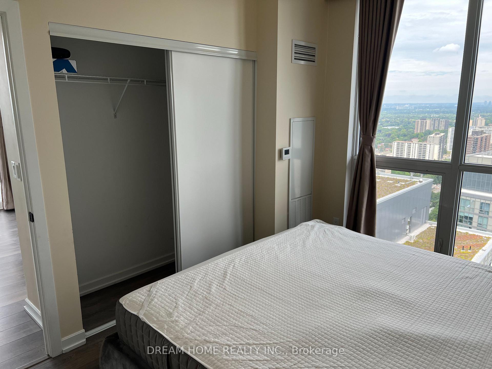 Photo 8 of Unit 3002, 32 forest manor Road, North York, Henry Farm — HOMEH