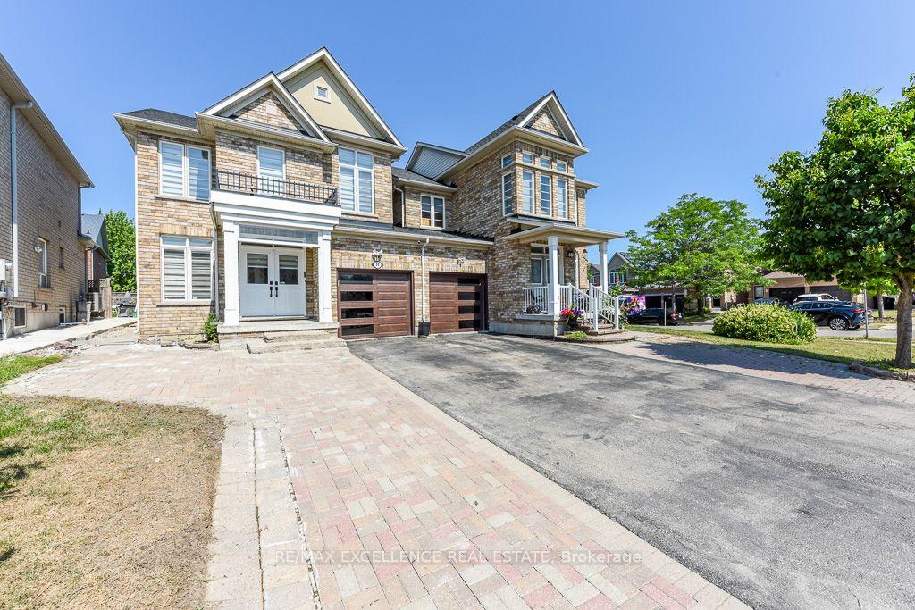 Photo 3 of 44 Overture Lane, Brampton, Bramalea North Industrial — HOMEH