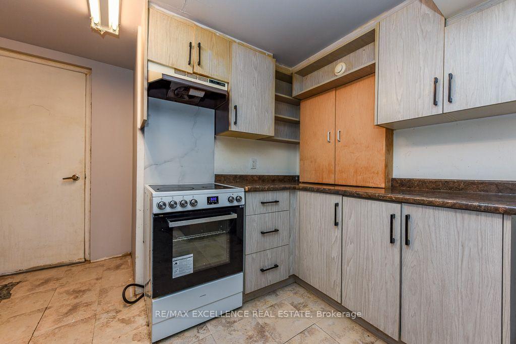 Photo 25 of 44 Overture Lane, Brampton, Bramalea North Industrial — HOMEH