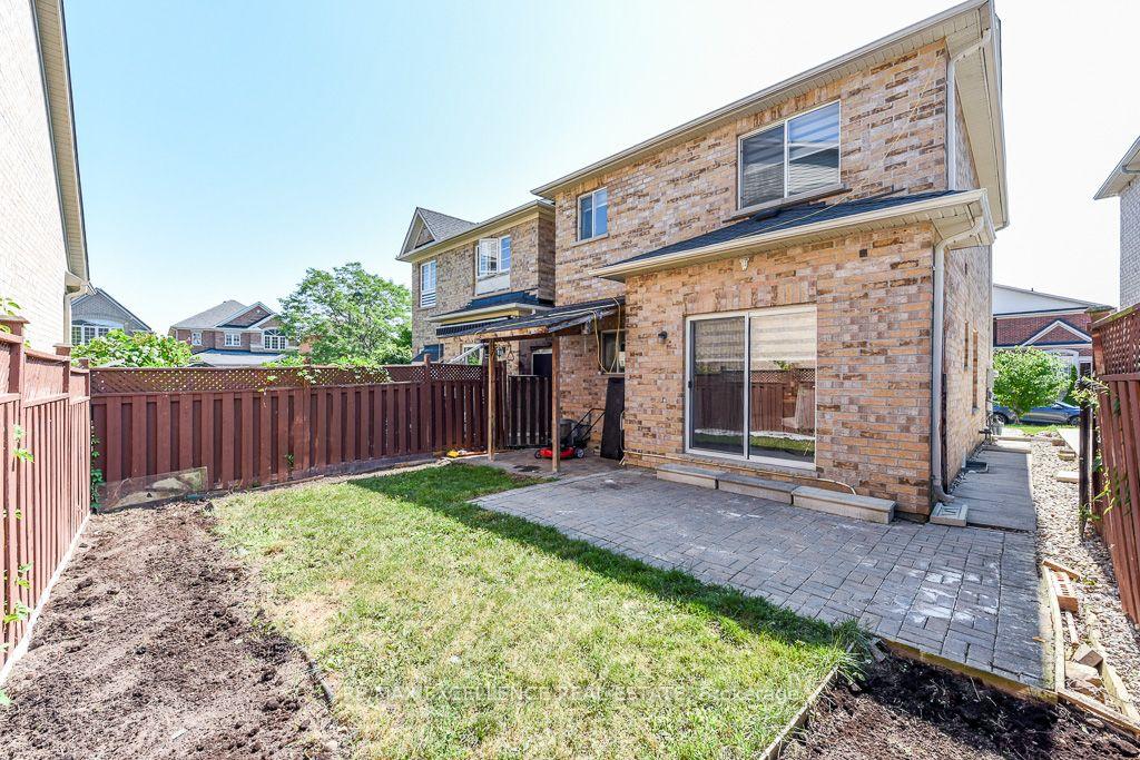 Photo 29 of 44 Overture Lane, Brampton, Bramalea North Industrial — HOMEH