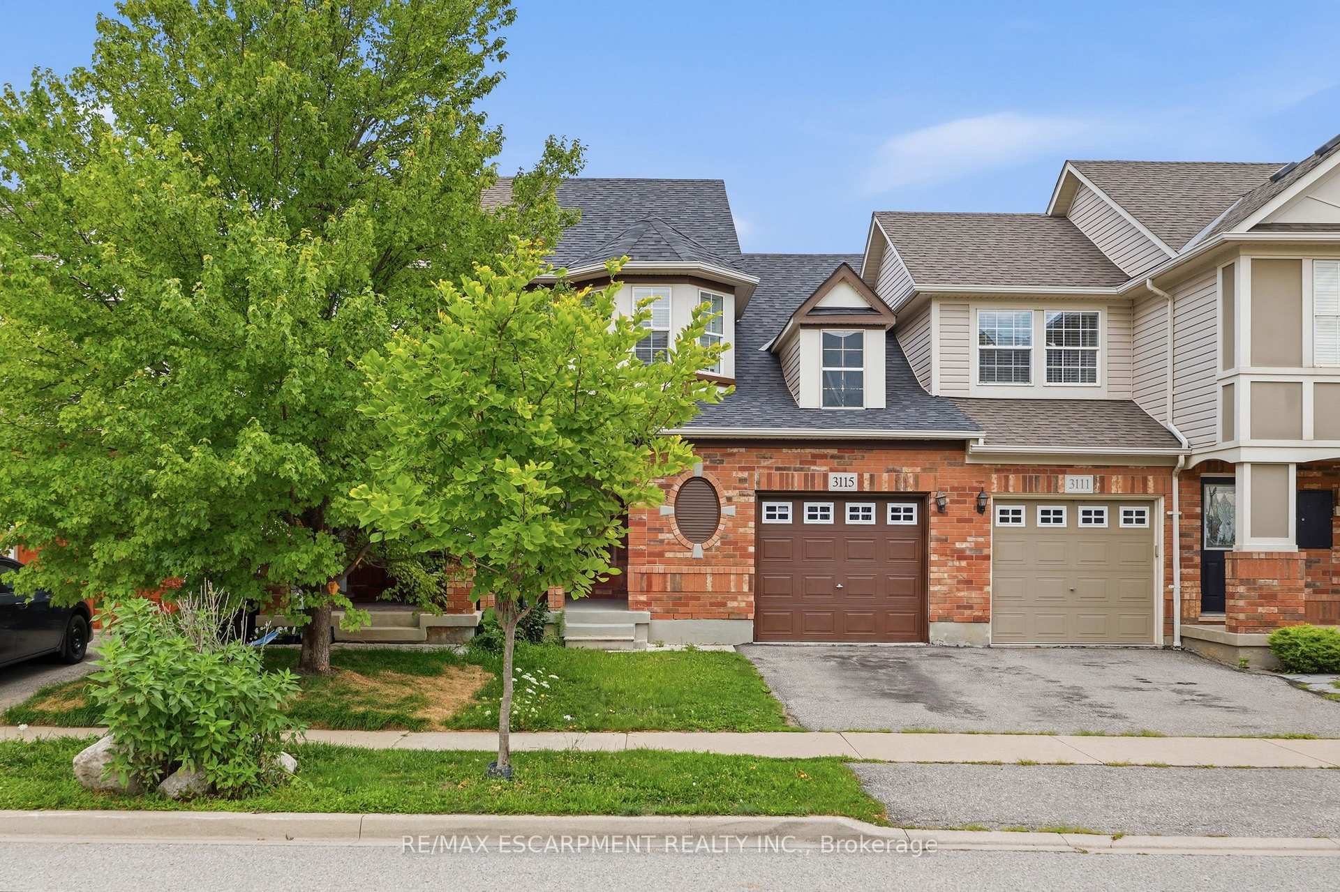 Photo 2 of 3115 Edgar Avenue, Burlington, Alton — HOMEH
