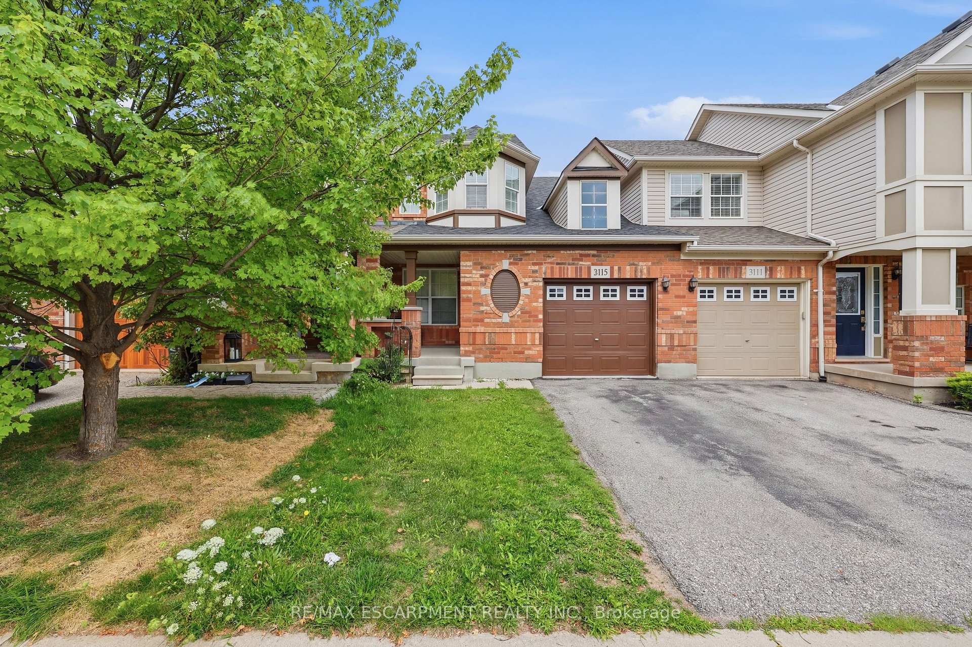 Photo 3 of 3115 Edgar Avenue, Burlington, Alton — HOMEH