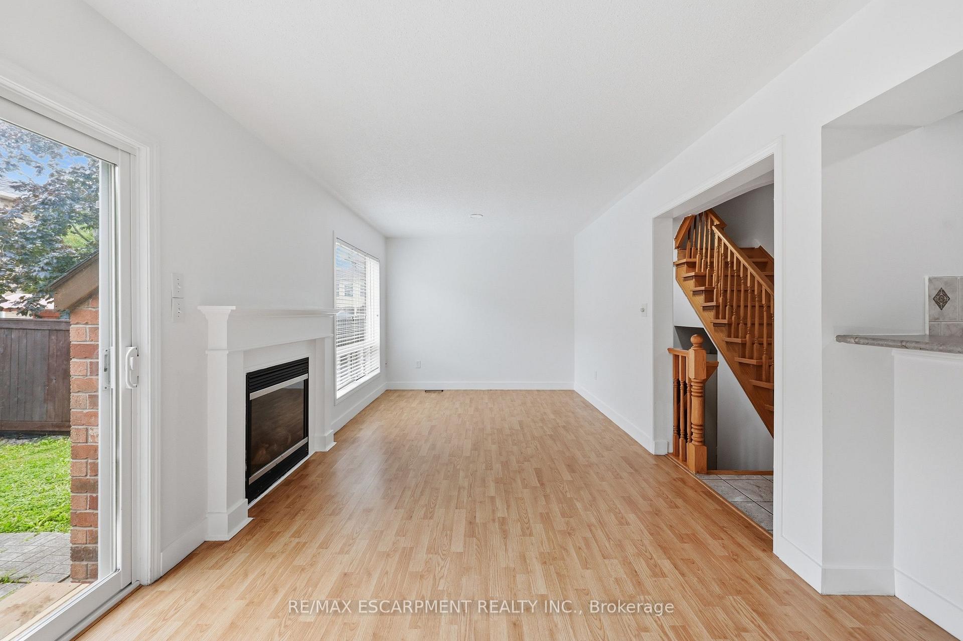 Photo 15 of 3115 Edgar Avenue, Burlington, Alton — HOMEH