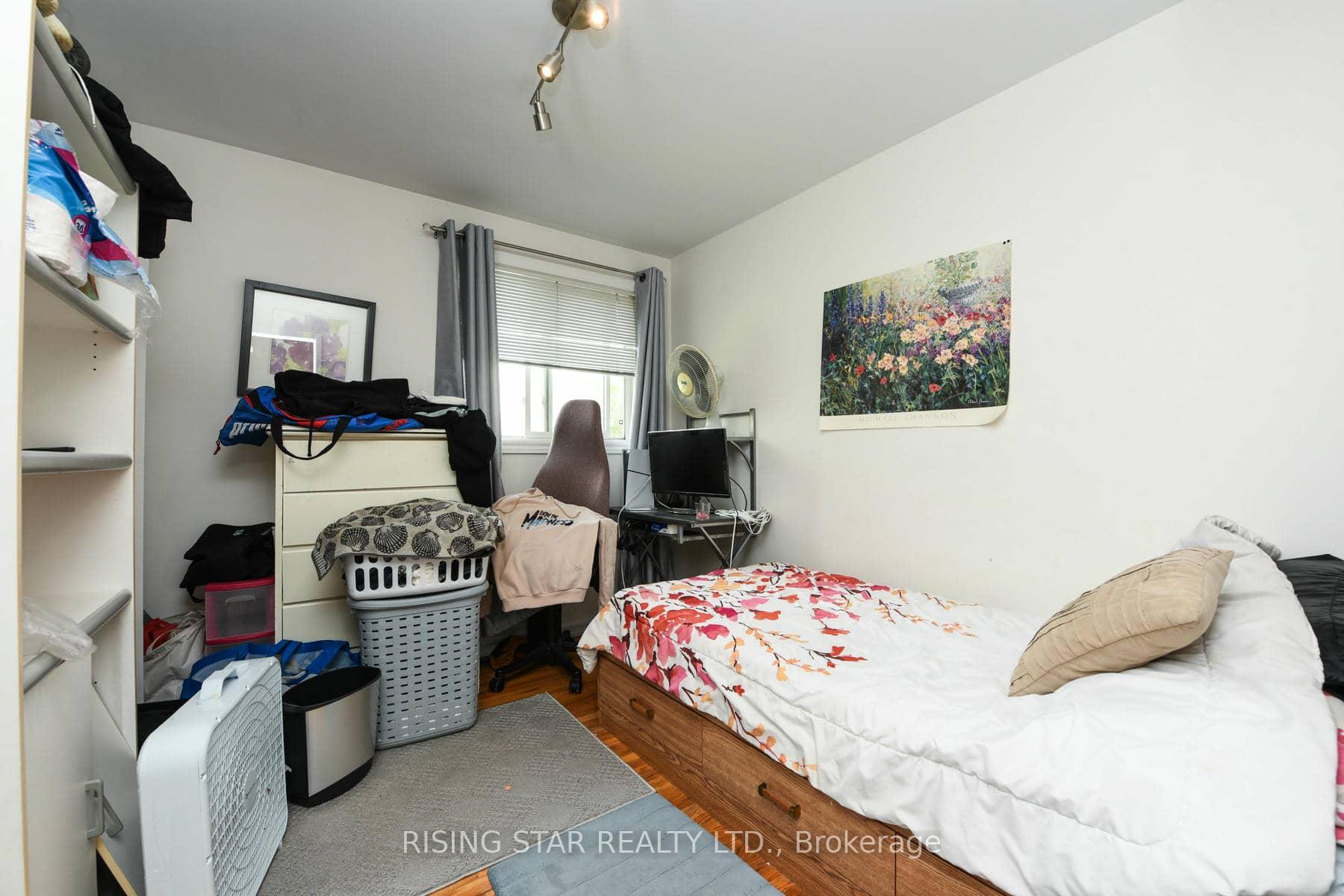 Photo 14 of 3295 Chipley Crescent, Mississauga, Malton — HOMEH