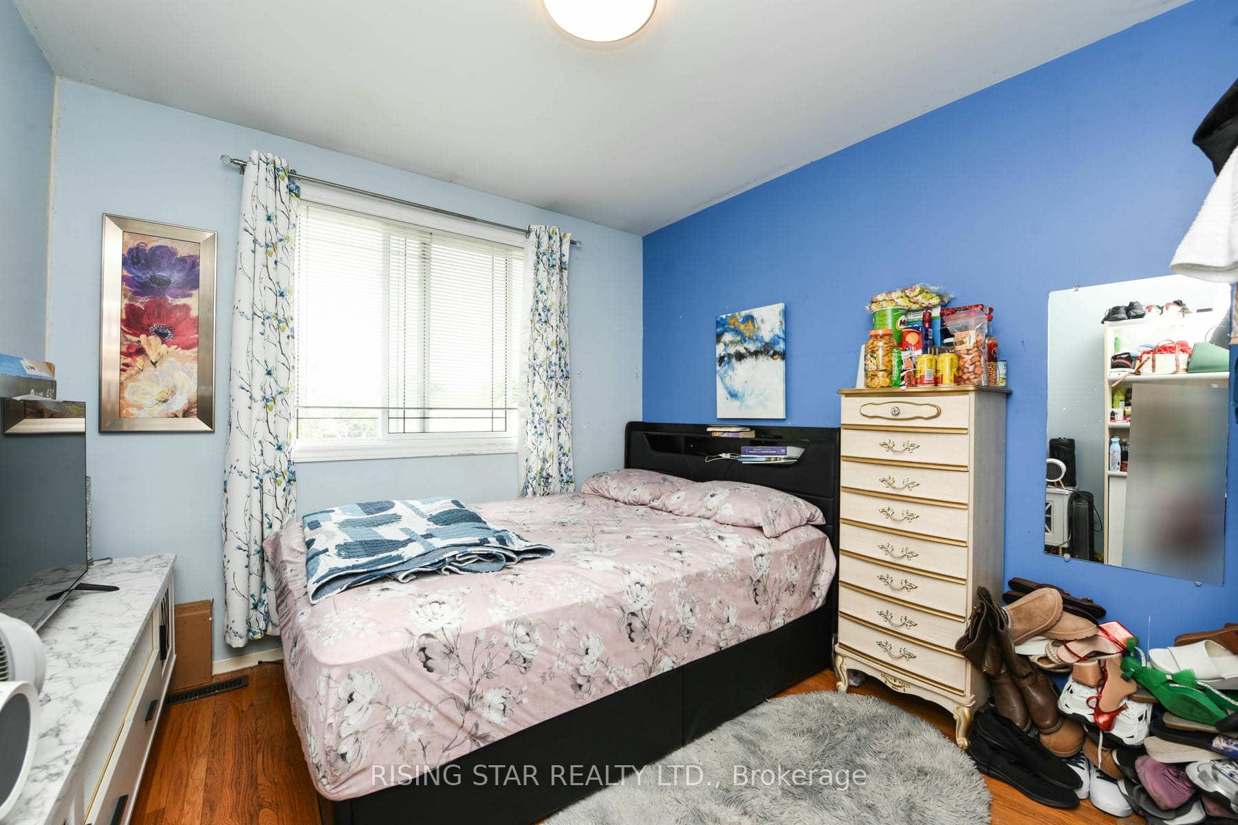 Photo 20 of 3295 Chipley Crescent, Mississauga, Malton — HOMEH