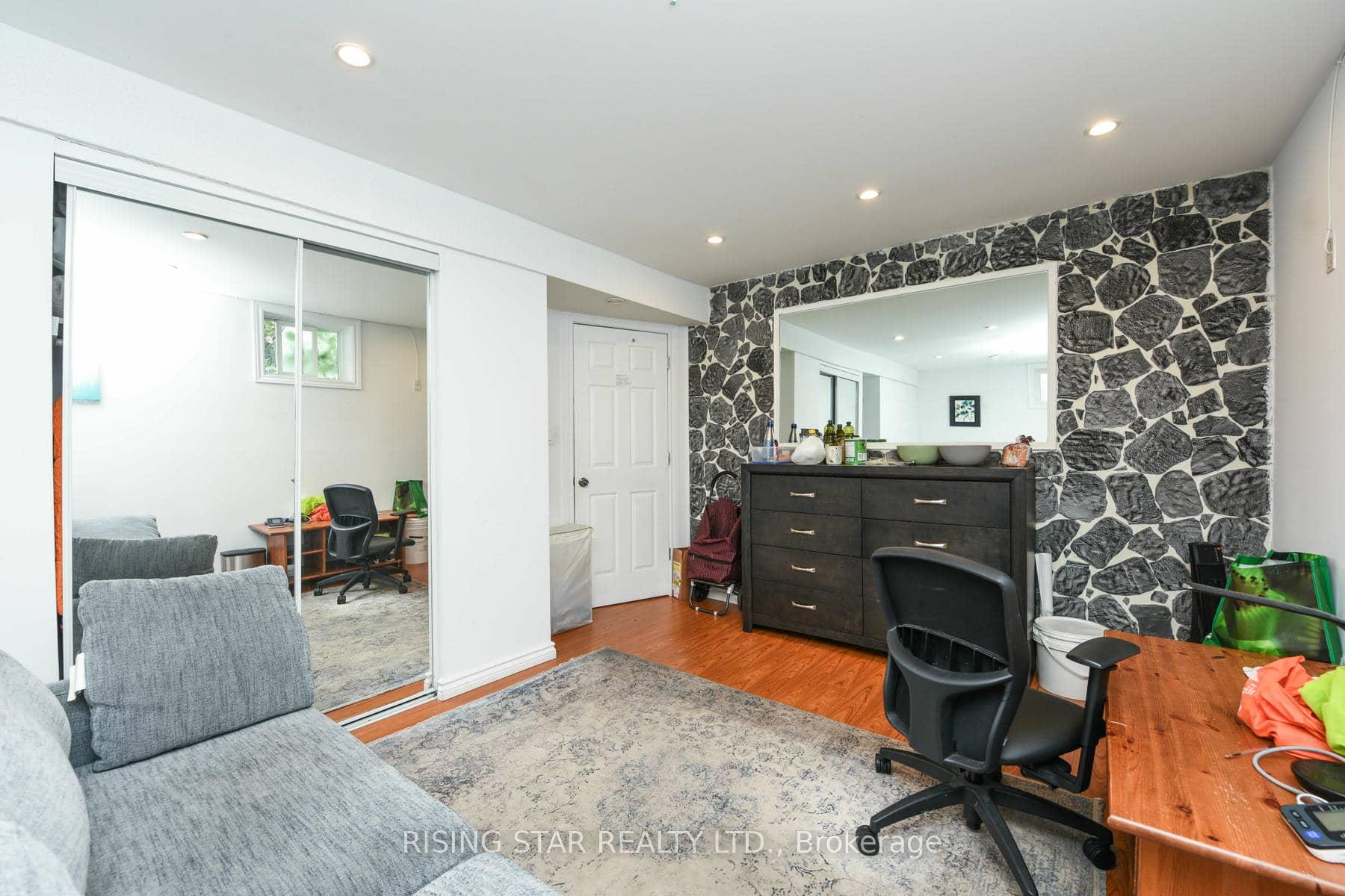 Photo 34 of 3295 Chipley Crescent, Mississauga, Malton — HOMEH