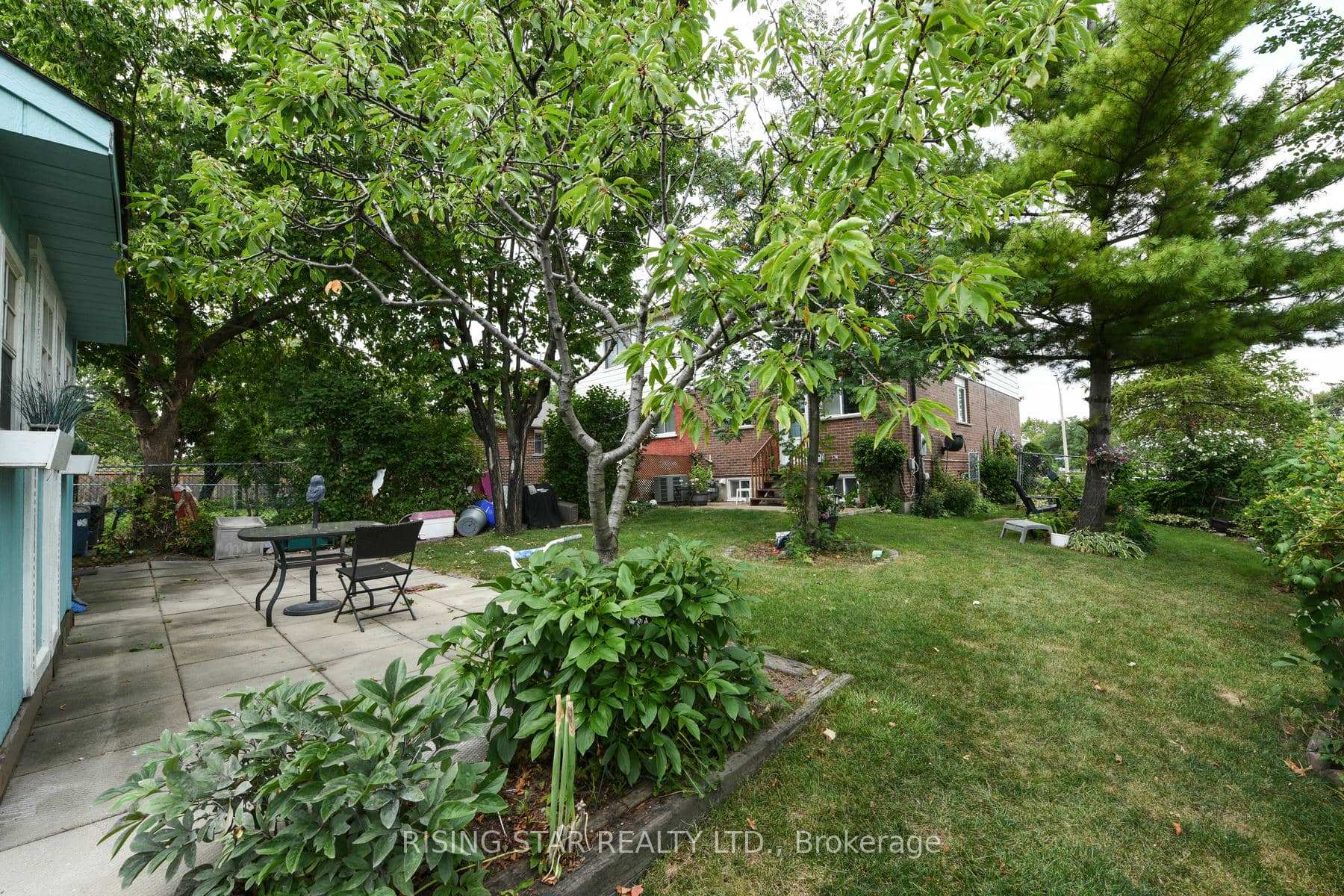 Photo 40 of 3295 Chipley Crescent, Mississauga, Malton — HOMEH